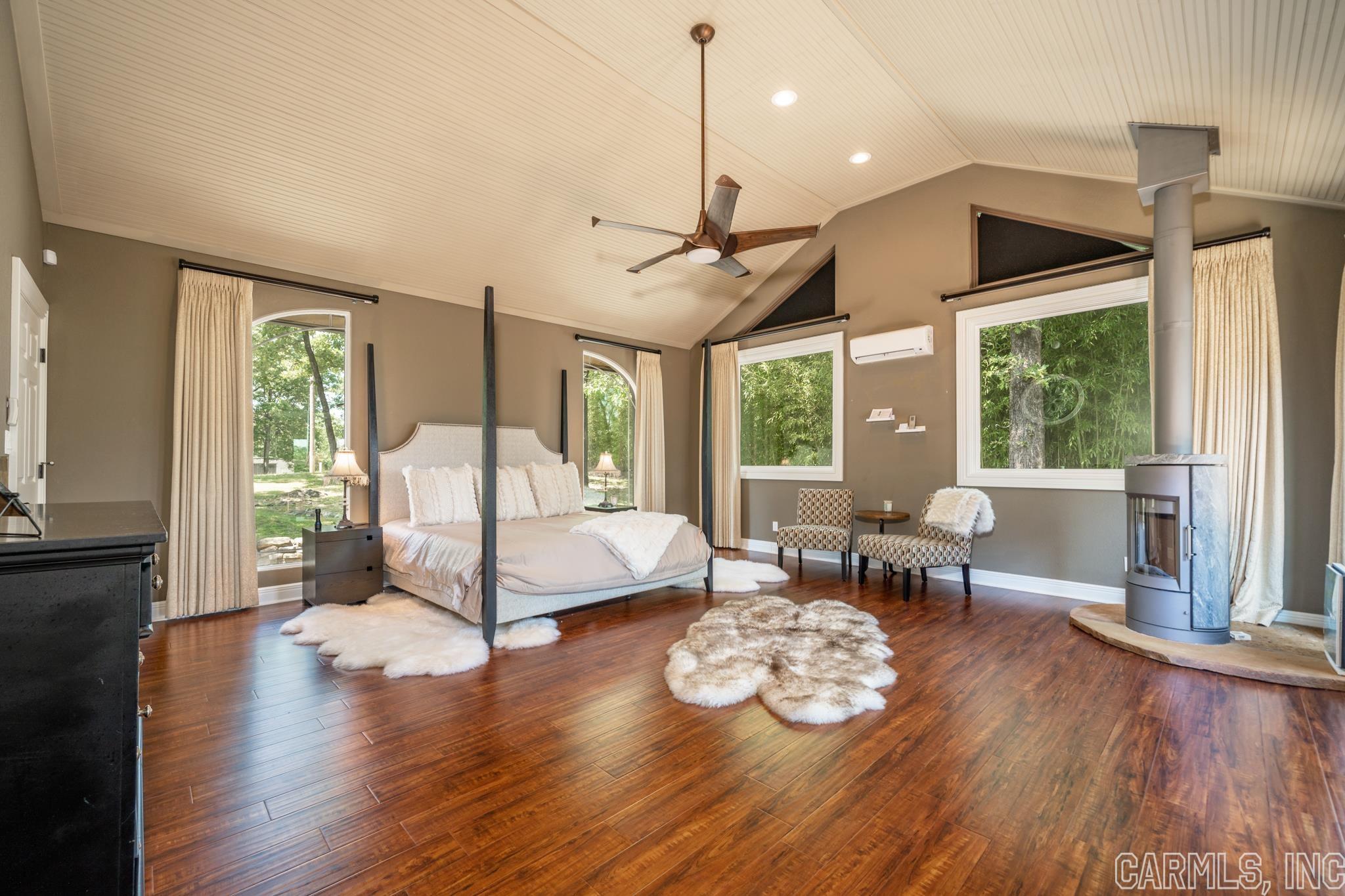 BEAUREVE BAY - Residential