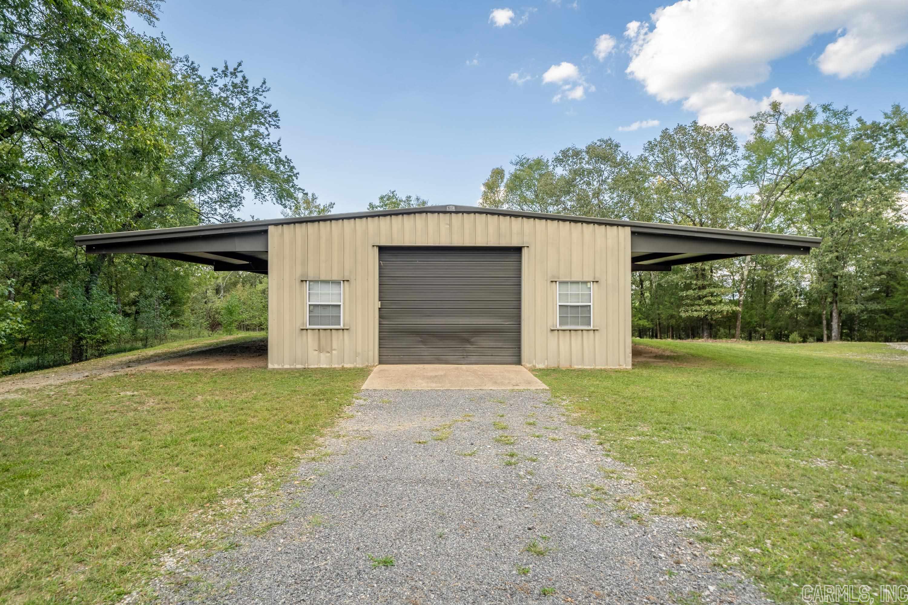 BEAUREVE BAY - Residential