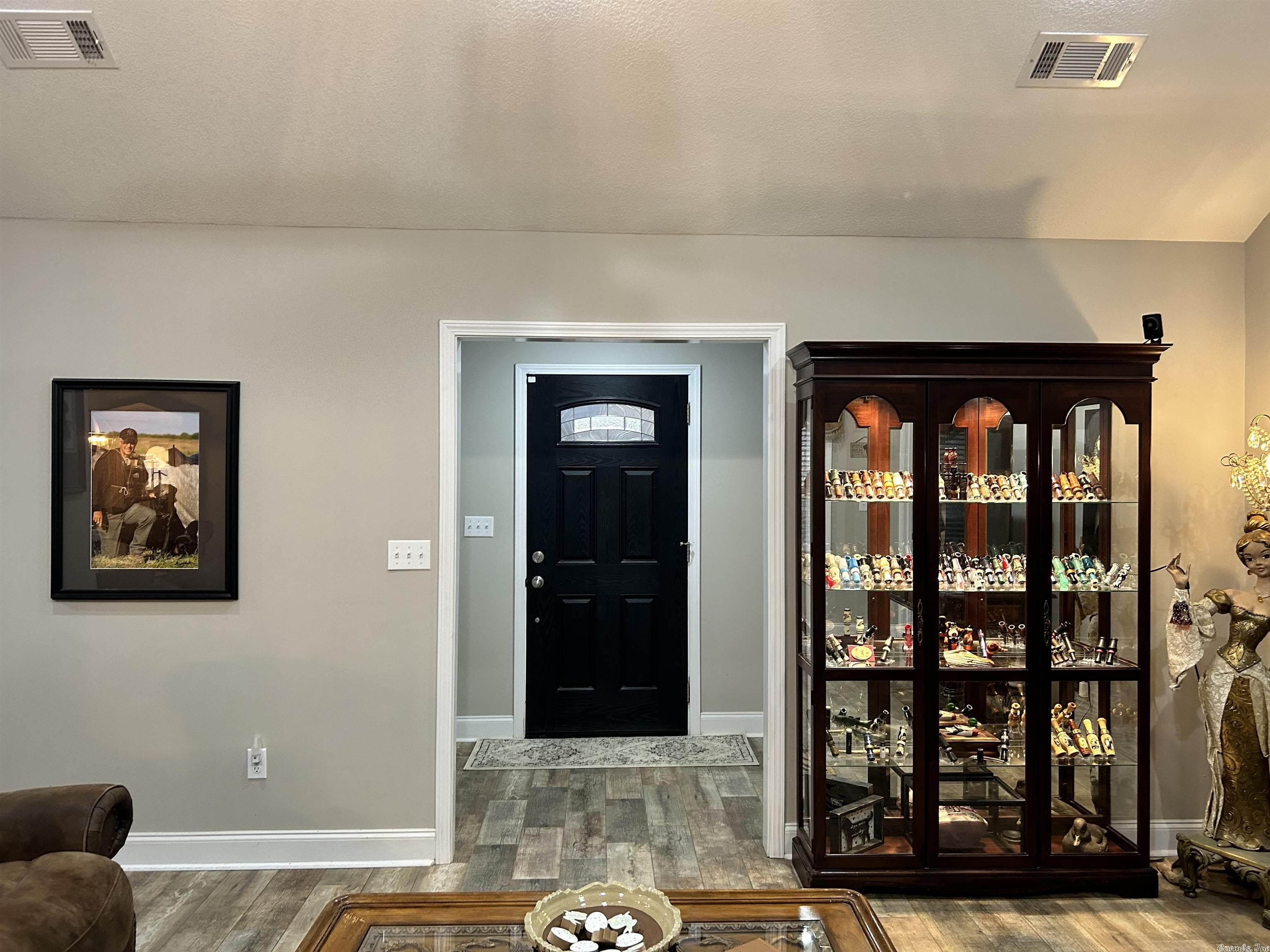 DONLEE RIDGE - Residential