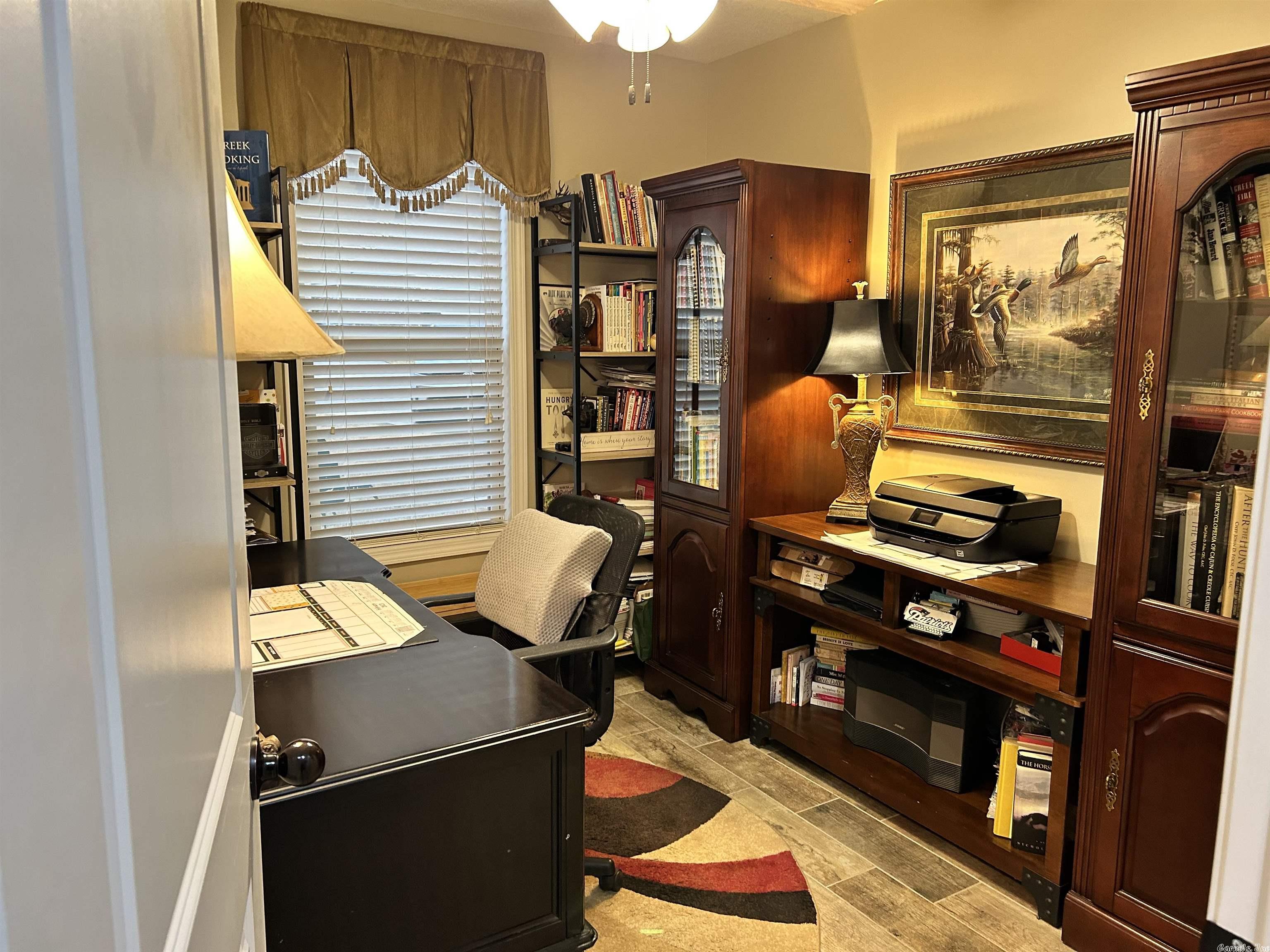 DONLEE RIDGE - Residential