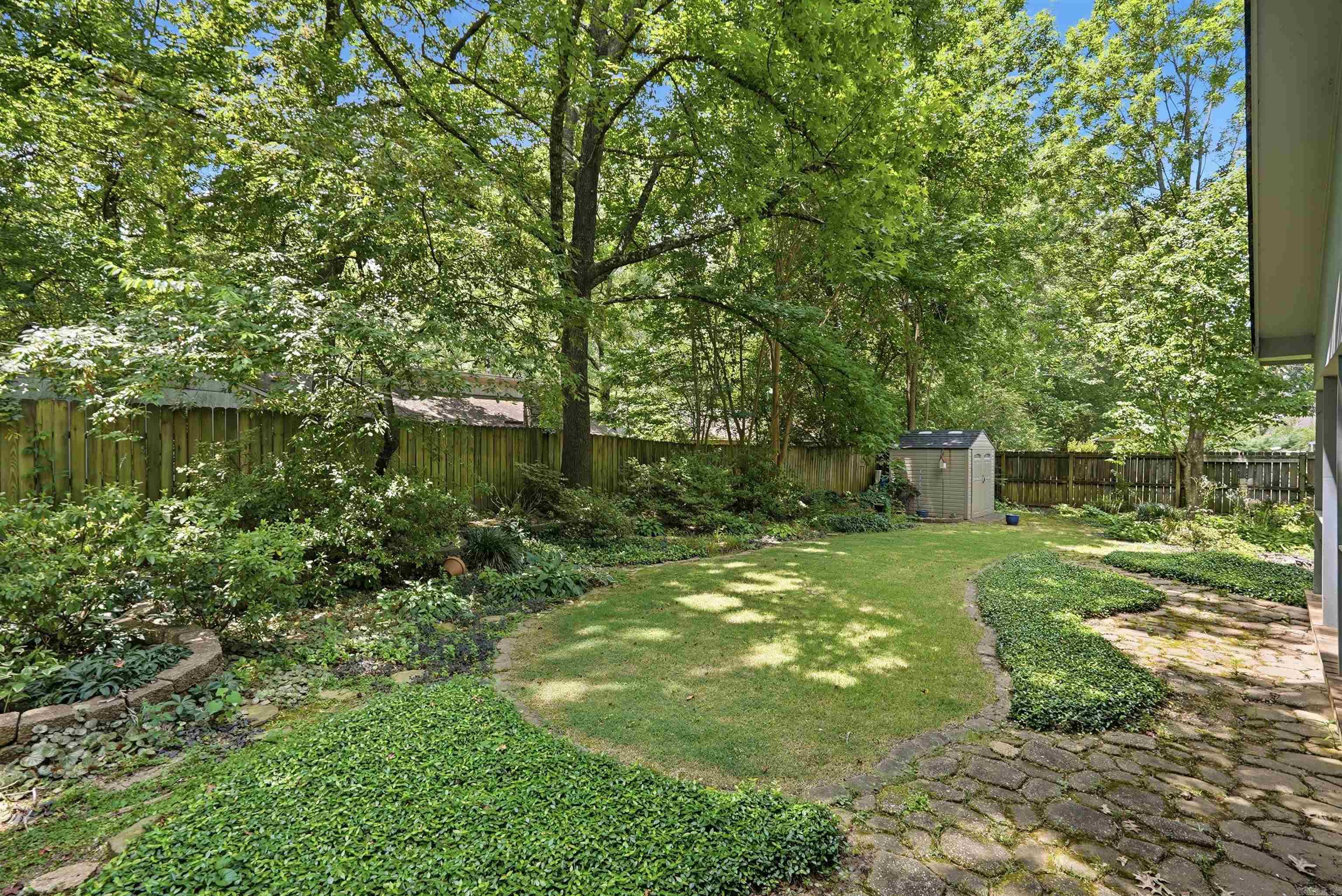 TUCKER CREEK - Residential