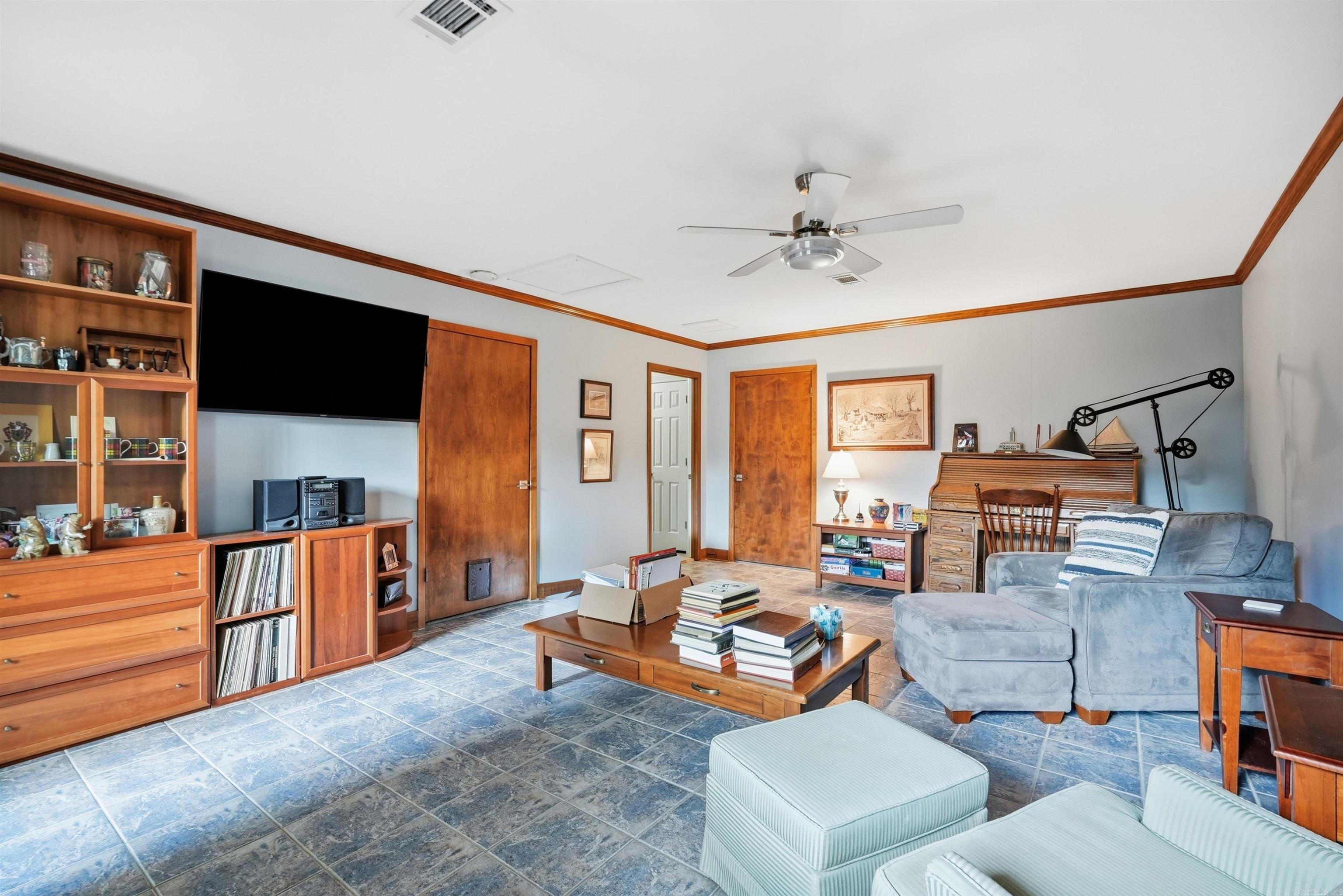 TUCKER CREEK - Residential