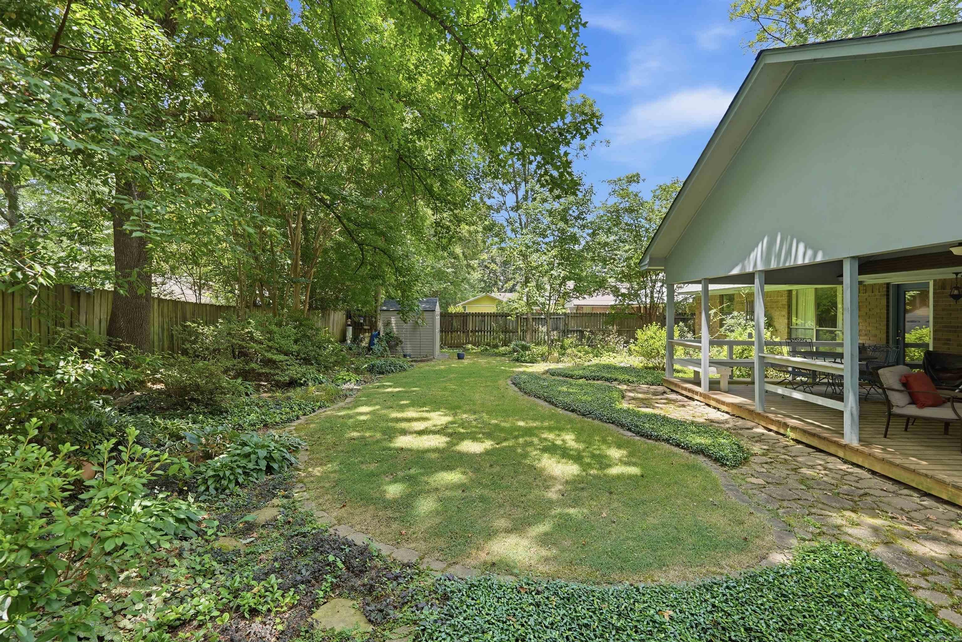 TUCKER CREEK - Residential