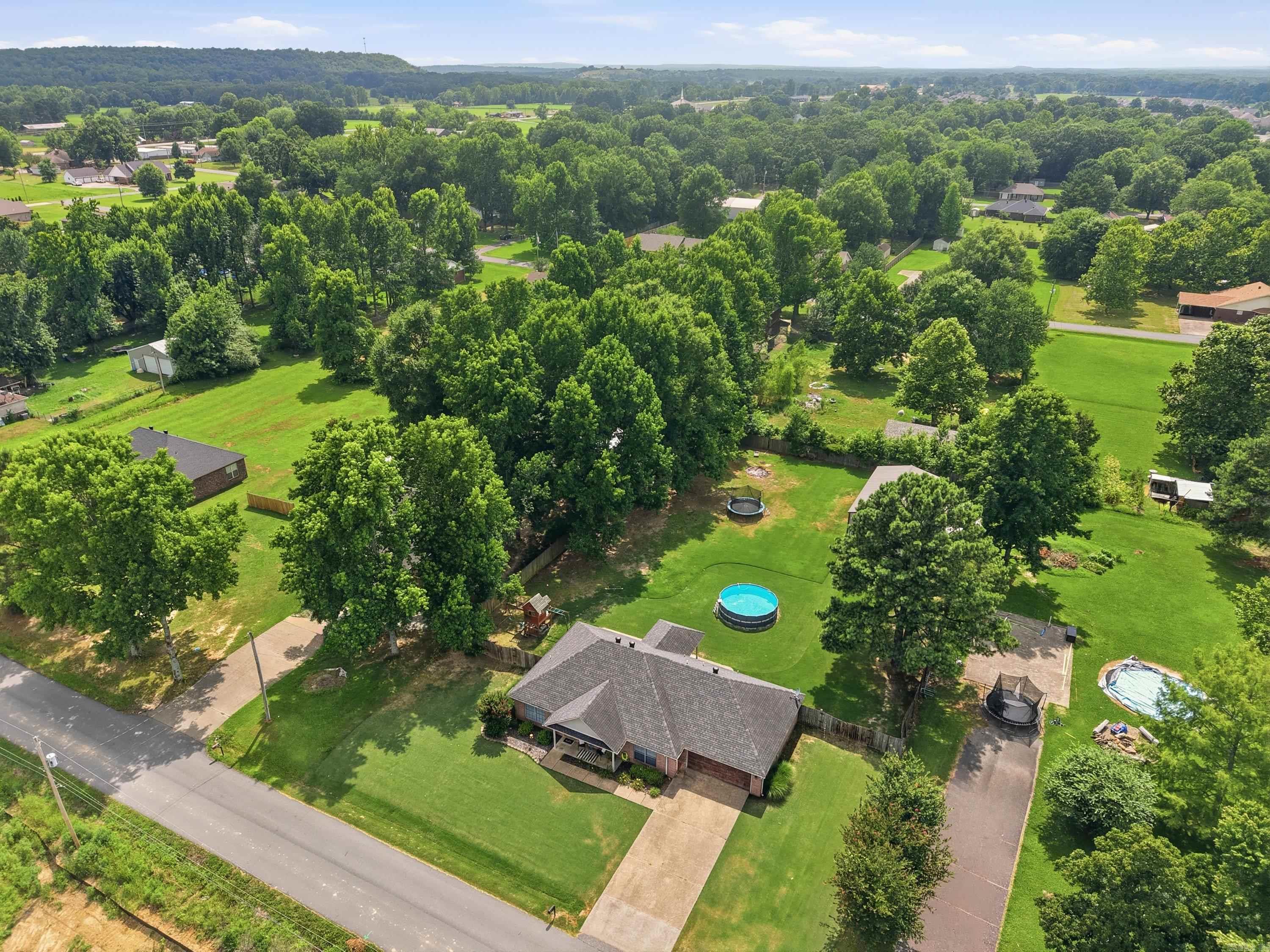 SIMMONS PLACE - Residential