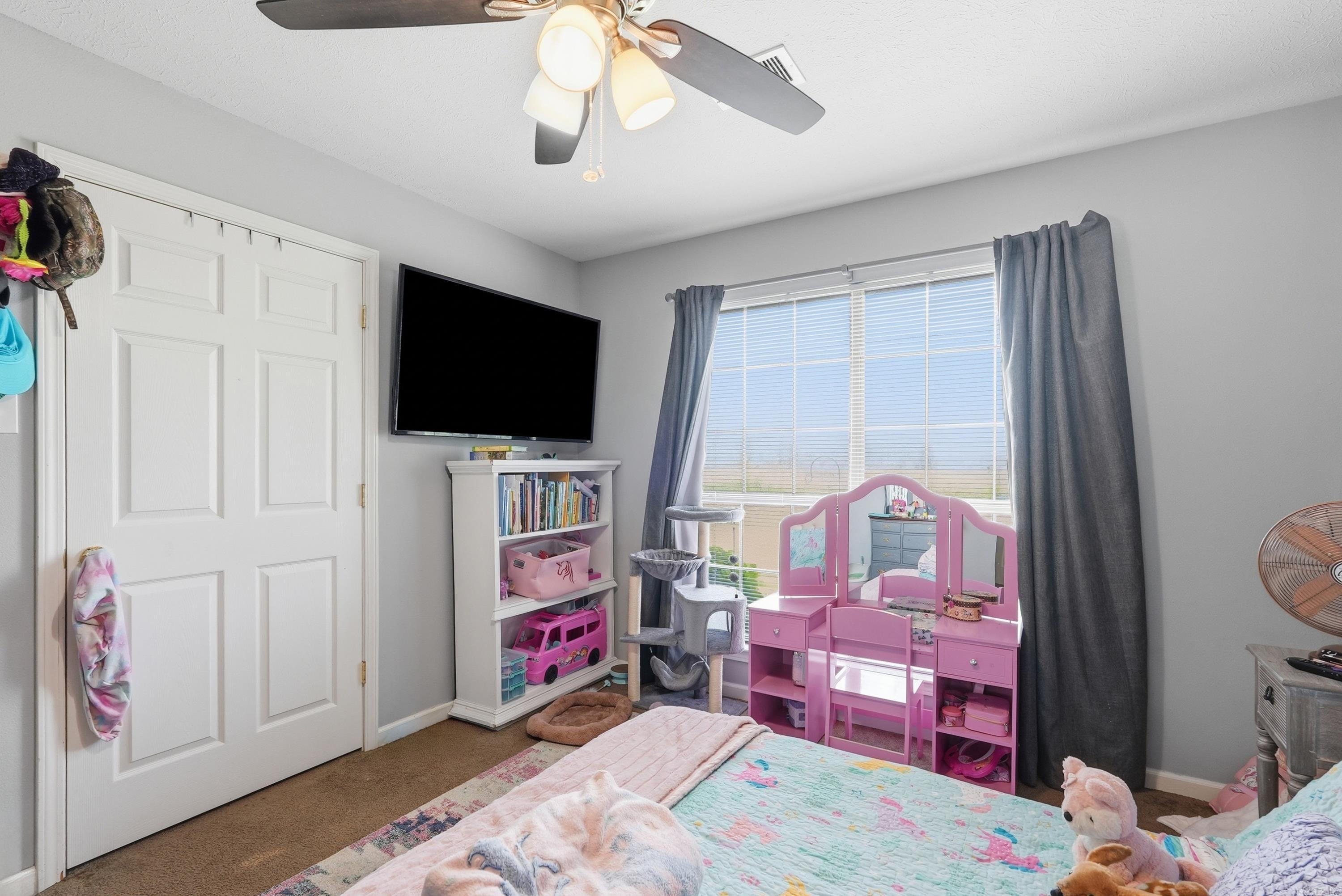 SIMMONS PLACE - Residential