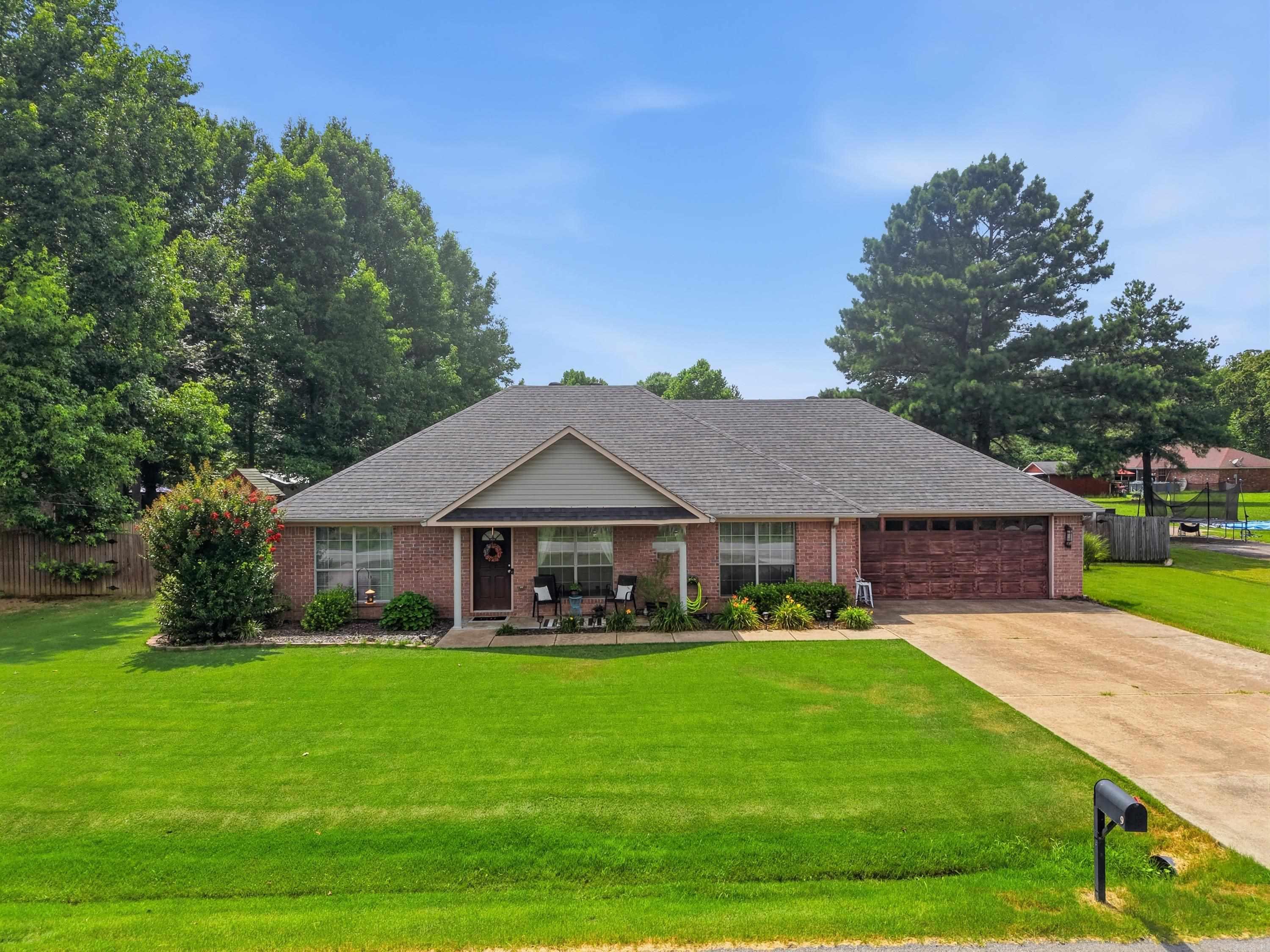SIMMONS PLACE - Residential