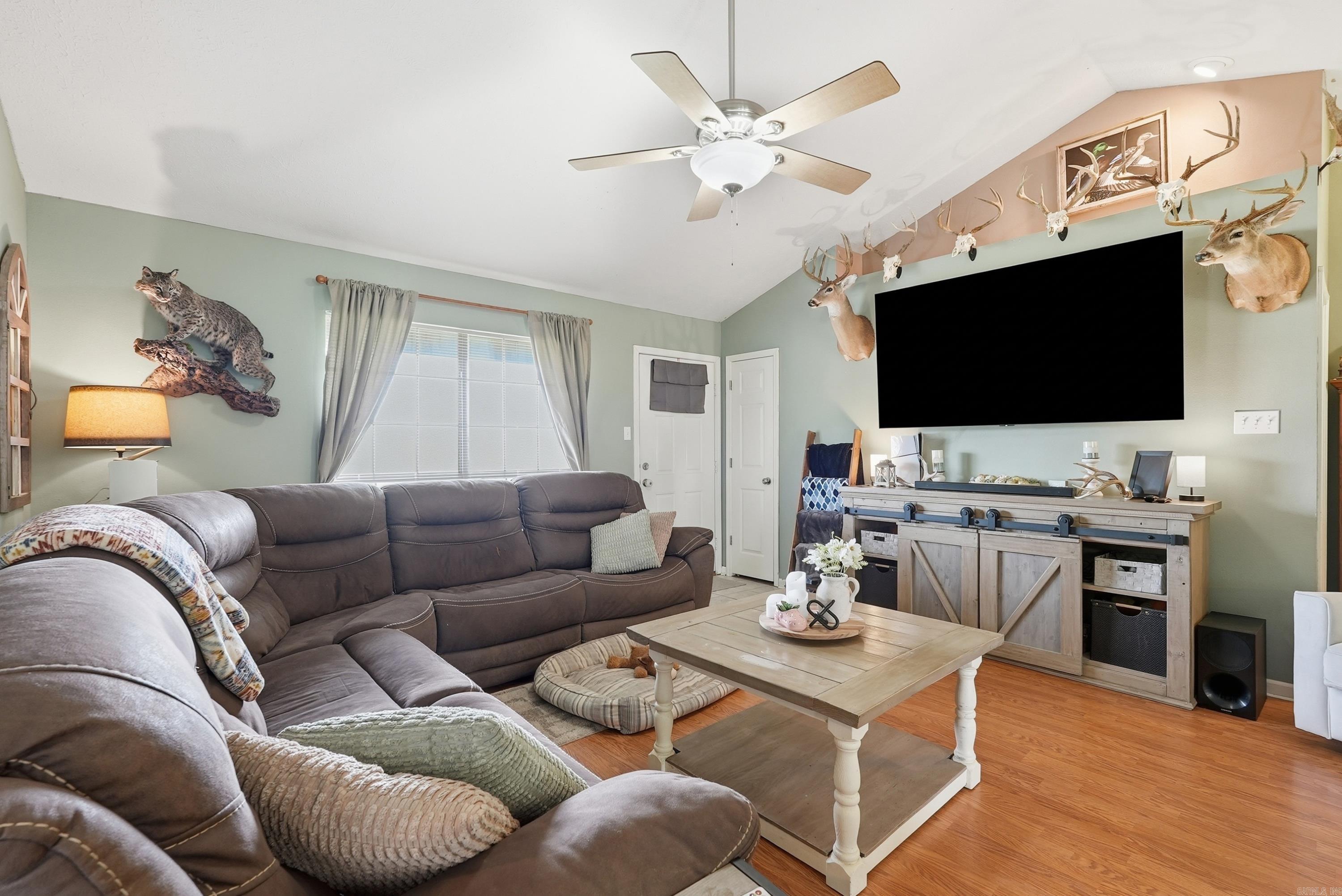 SIMMONS PLACE - Residential