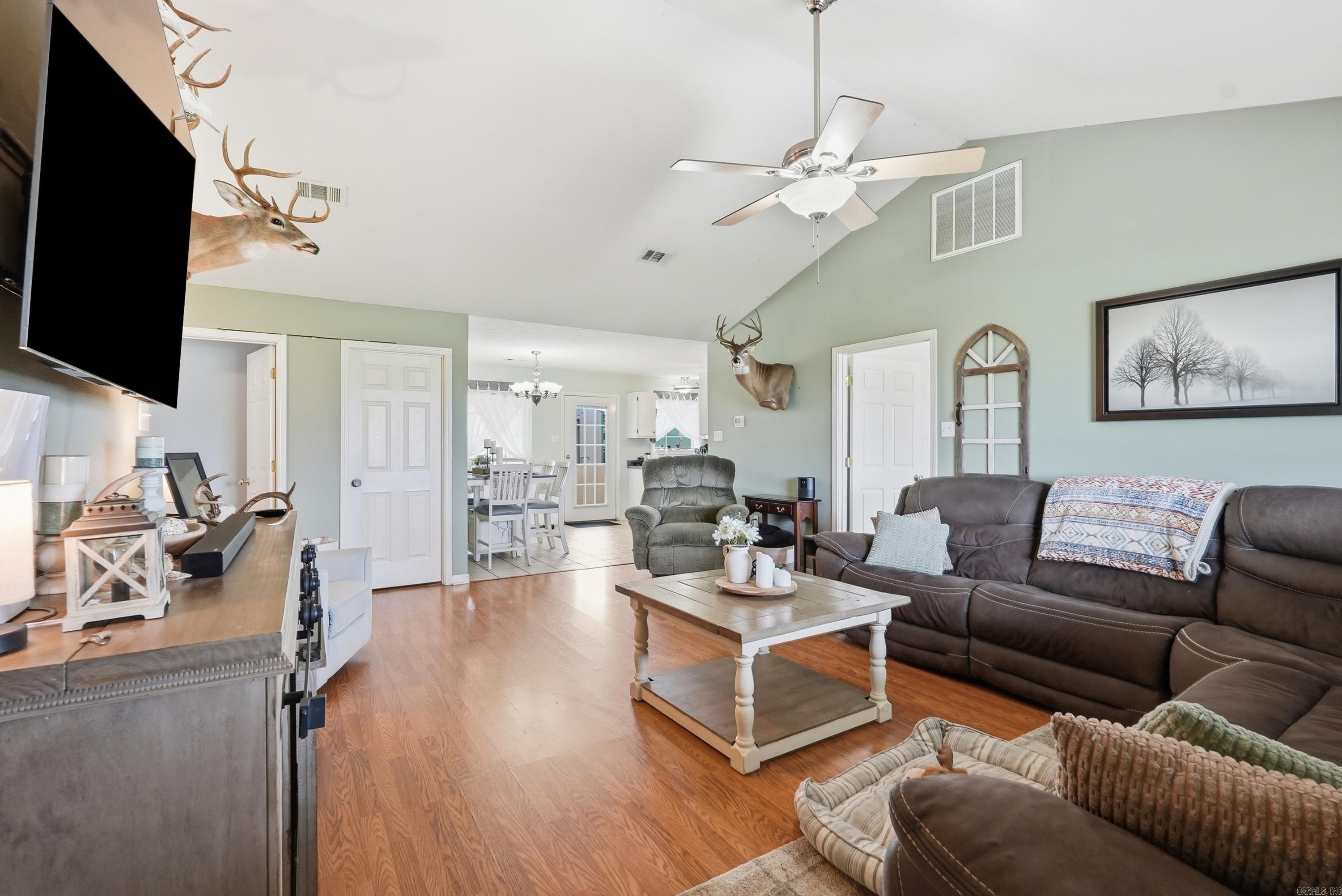 SIMMONS PLACE - Residential