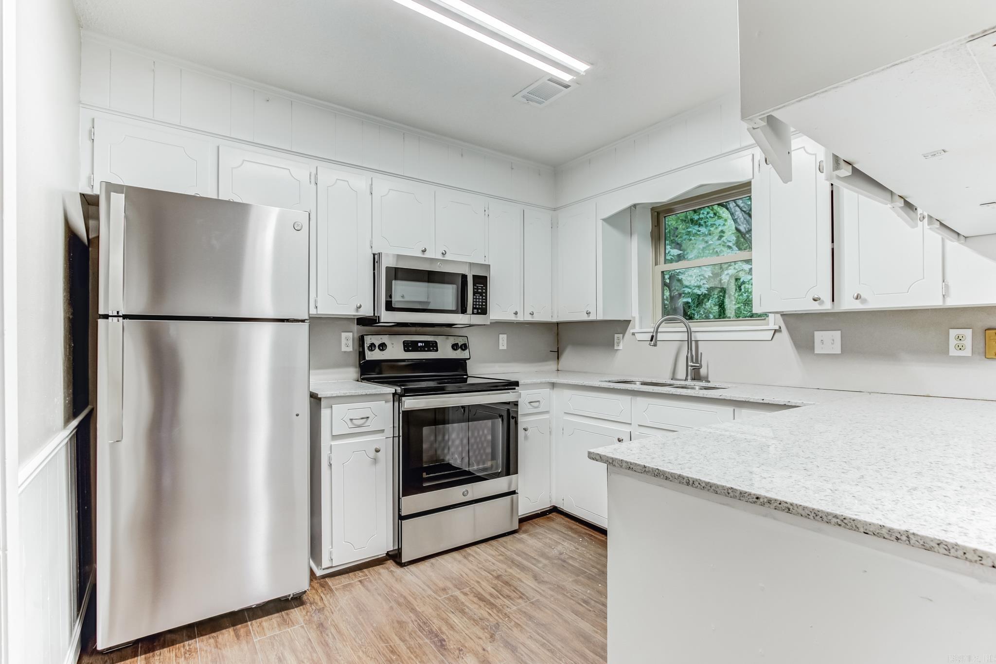 BELLAIRE - Residential