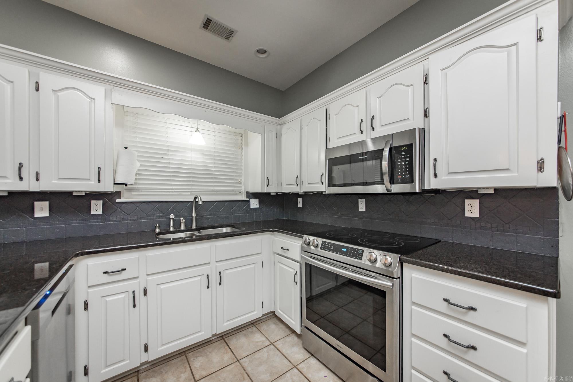 West Oaks Phase I - Residential