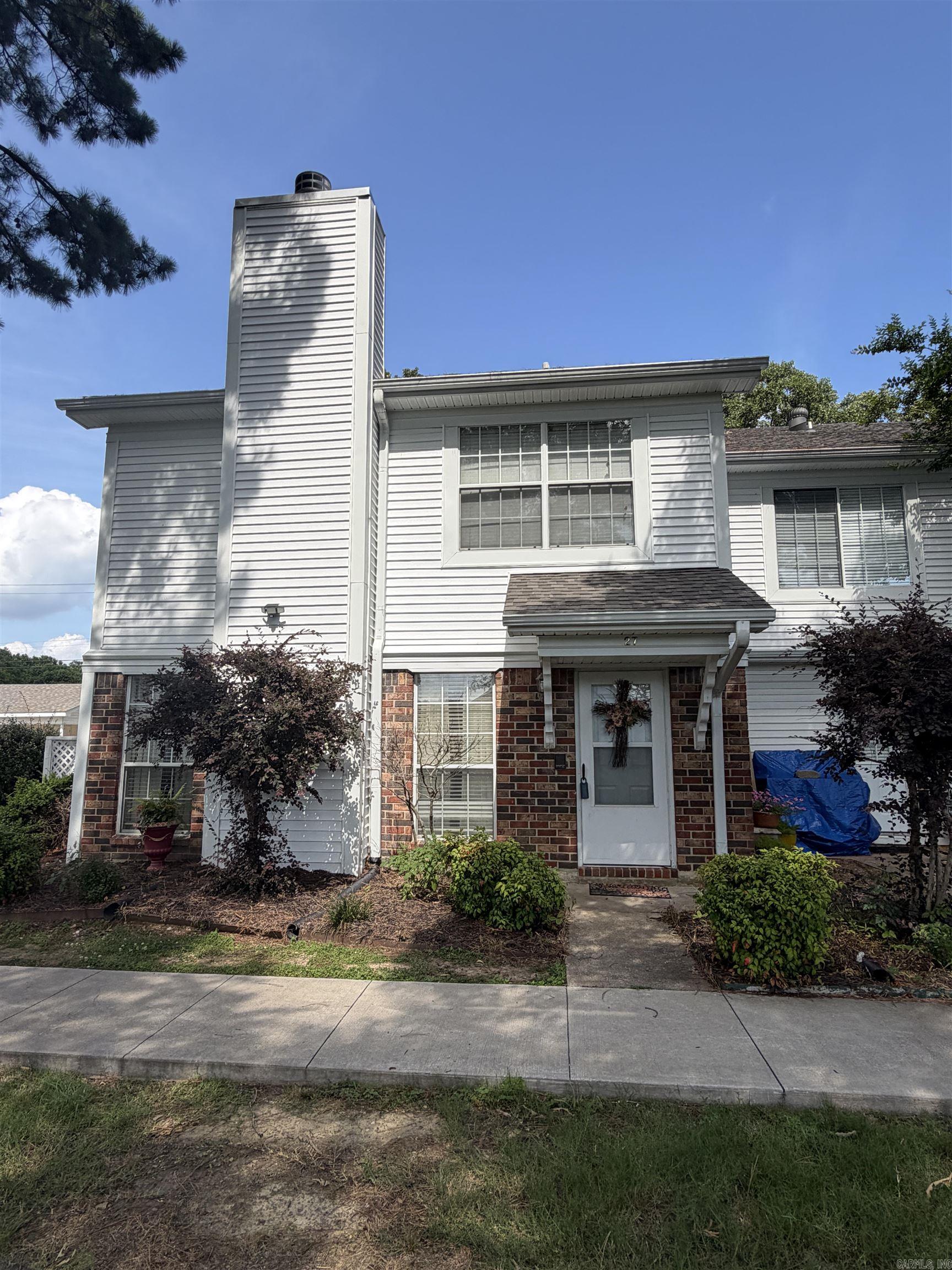 CARRIAGE COURTS - Residential