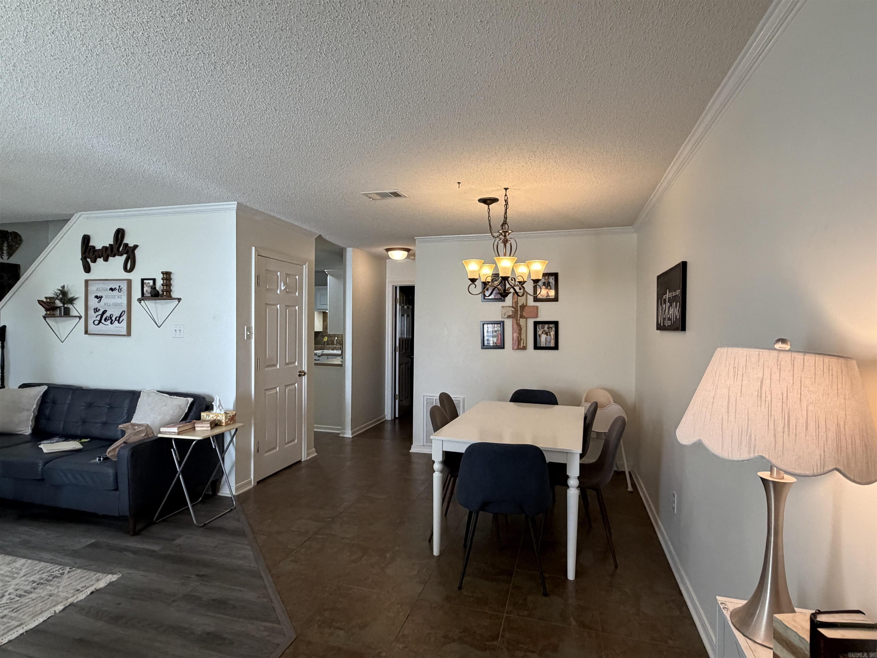 CARRIAGE COURTS - Residential