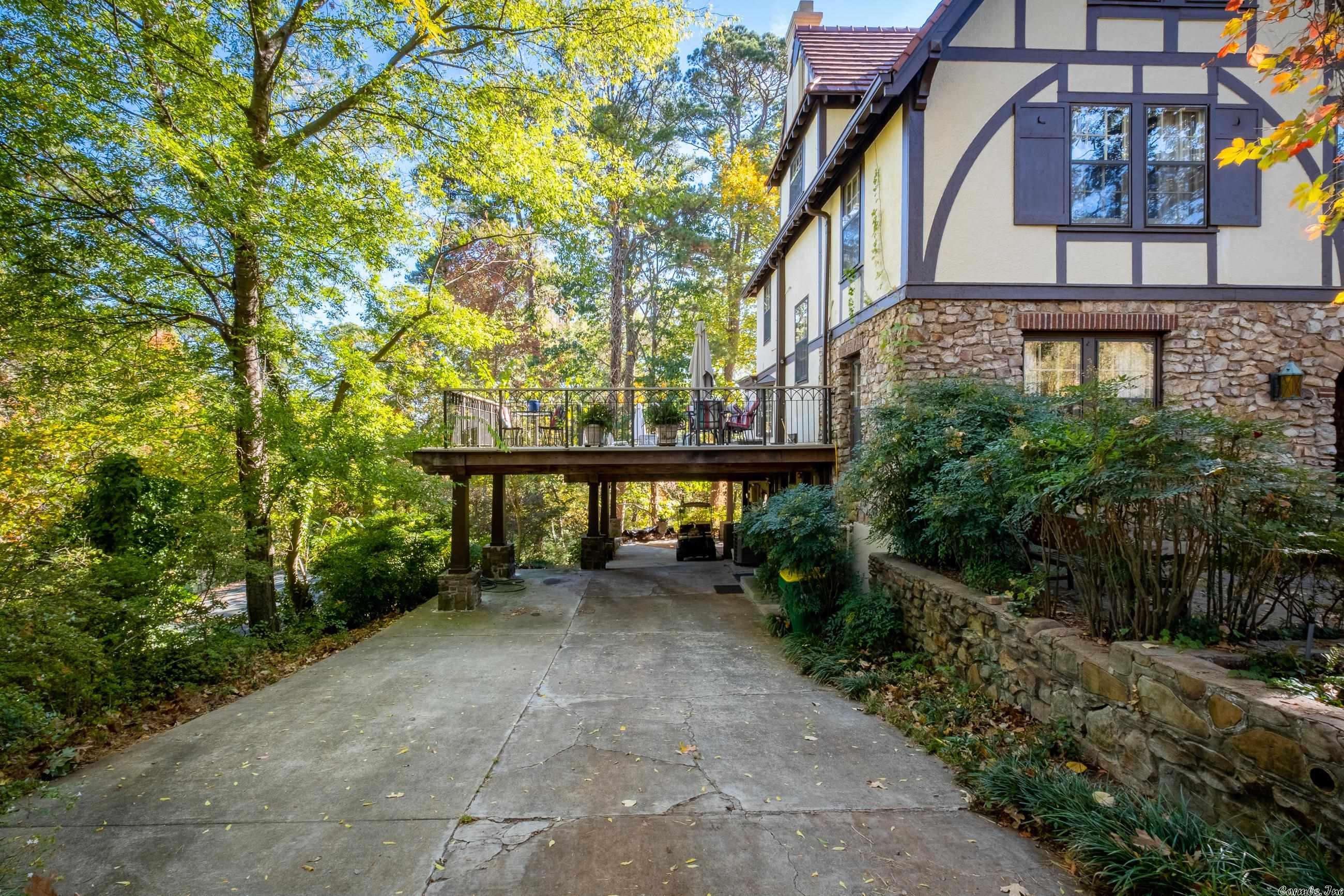Hill Crest - Residential