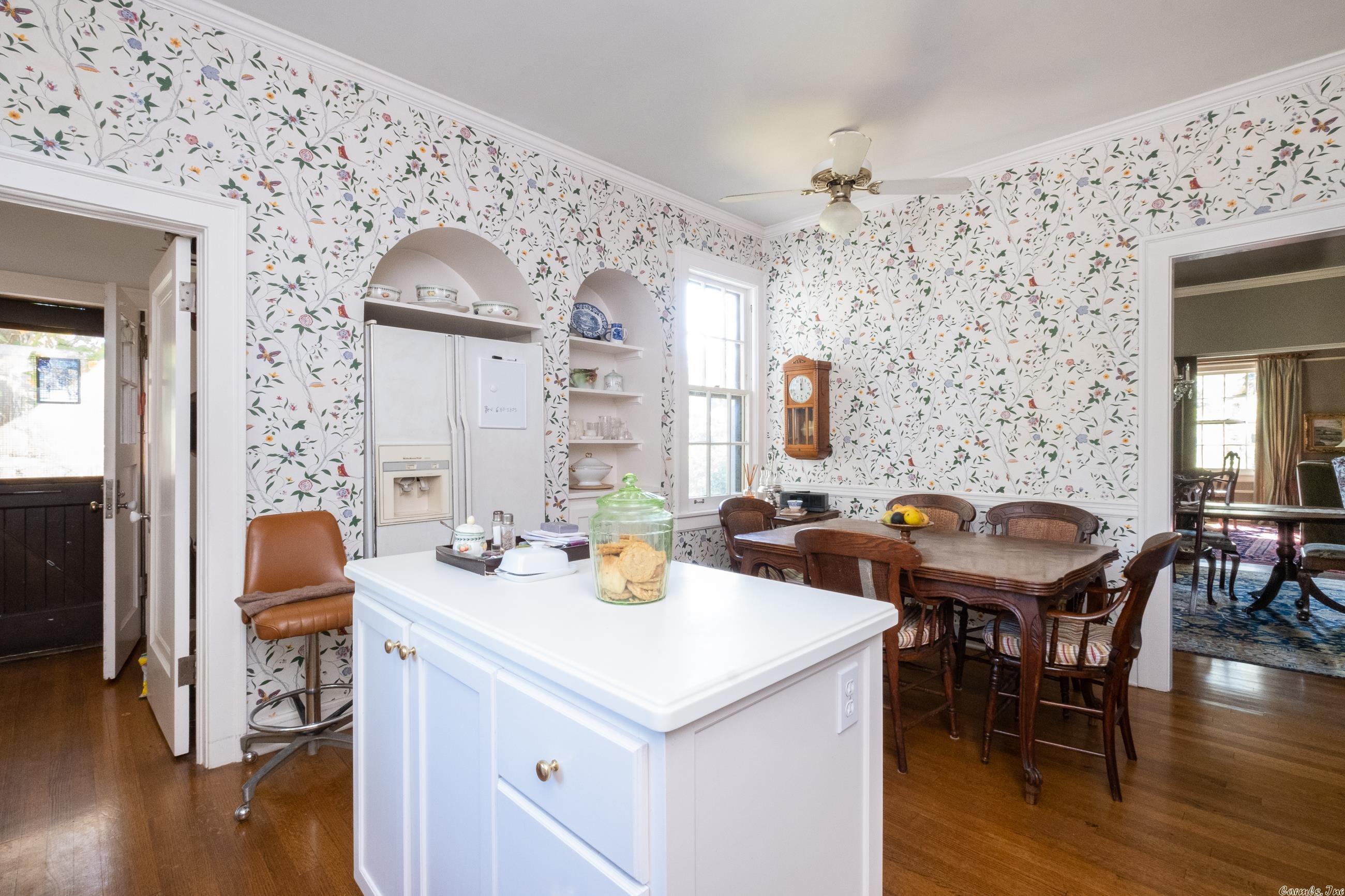 Hill Crest - Residential