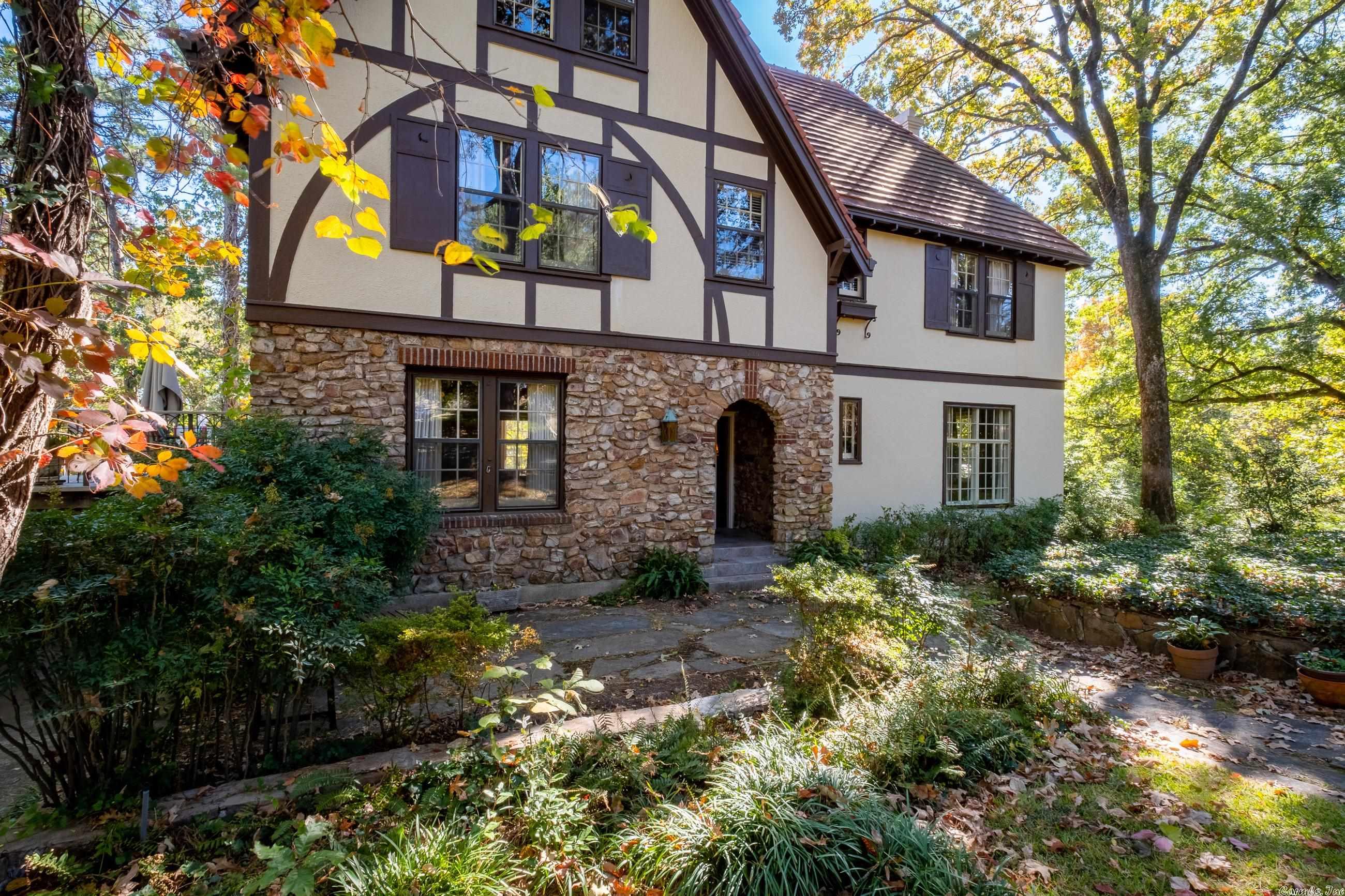 Hill Crest - Residential