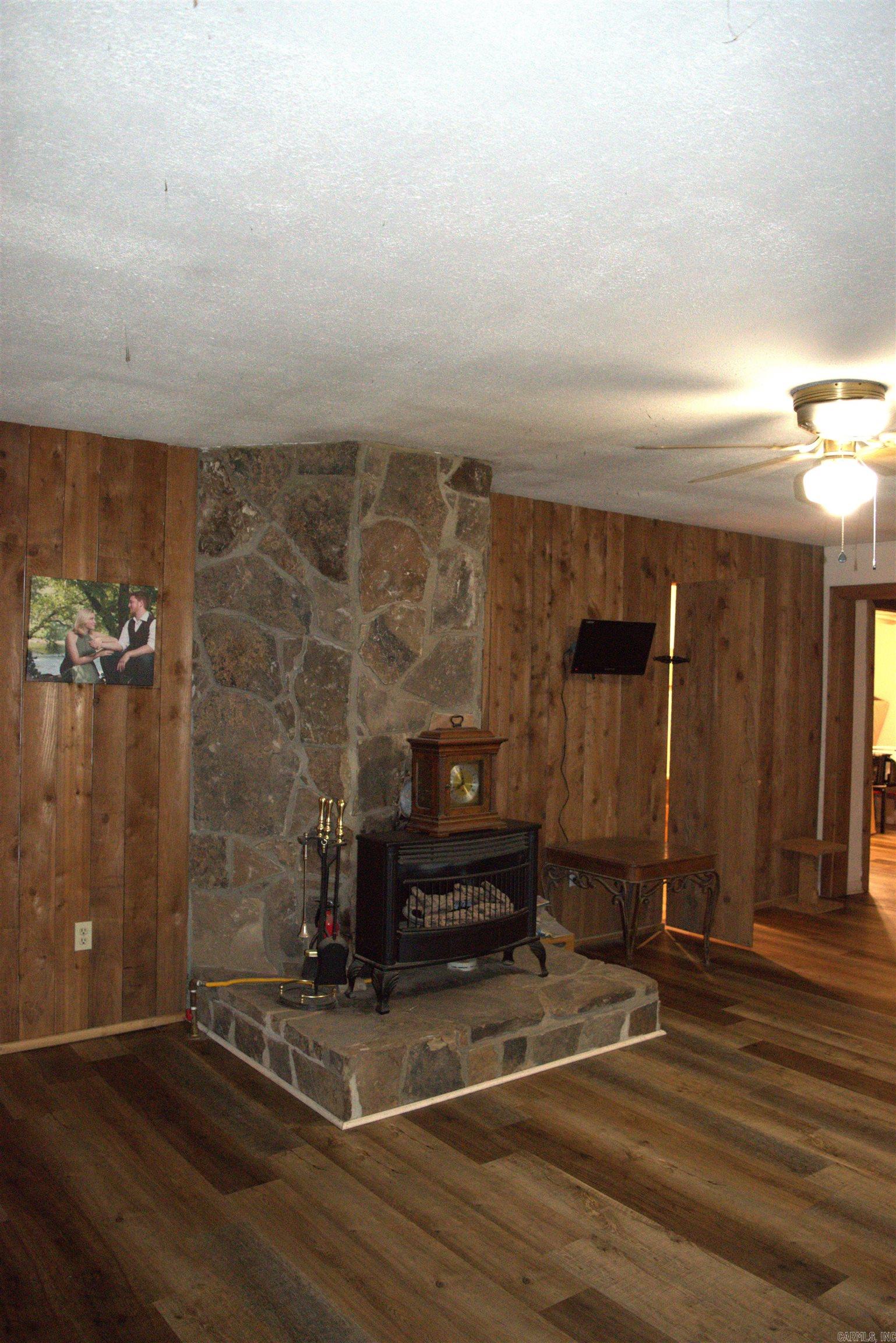 MCHENRY 1ST ADDITION - Residential