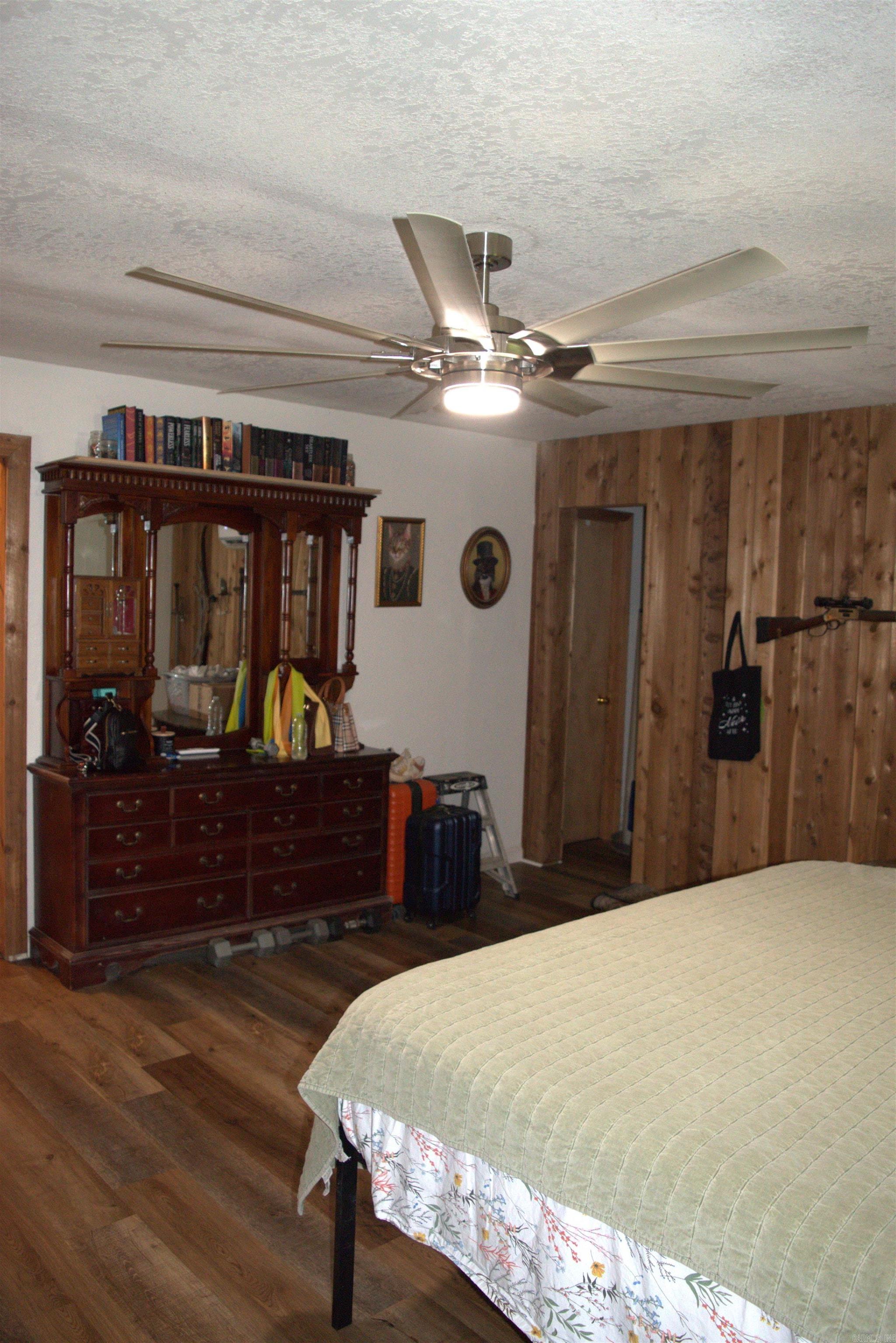 MCHENRY 1ST ADDITION - Residential