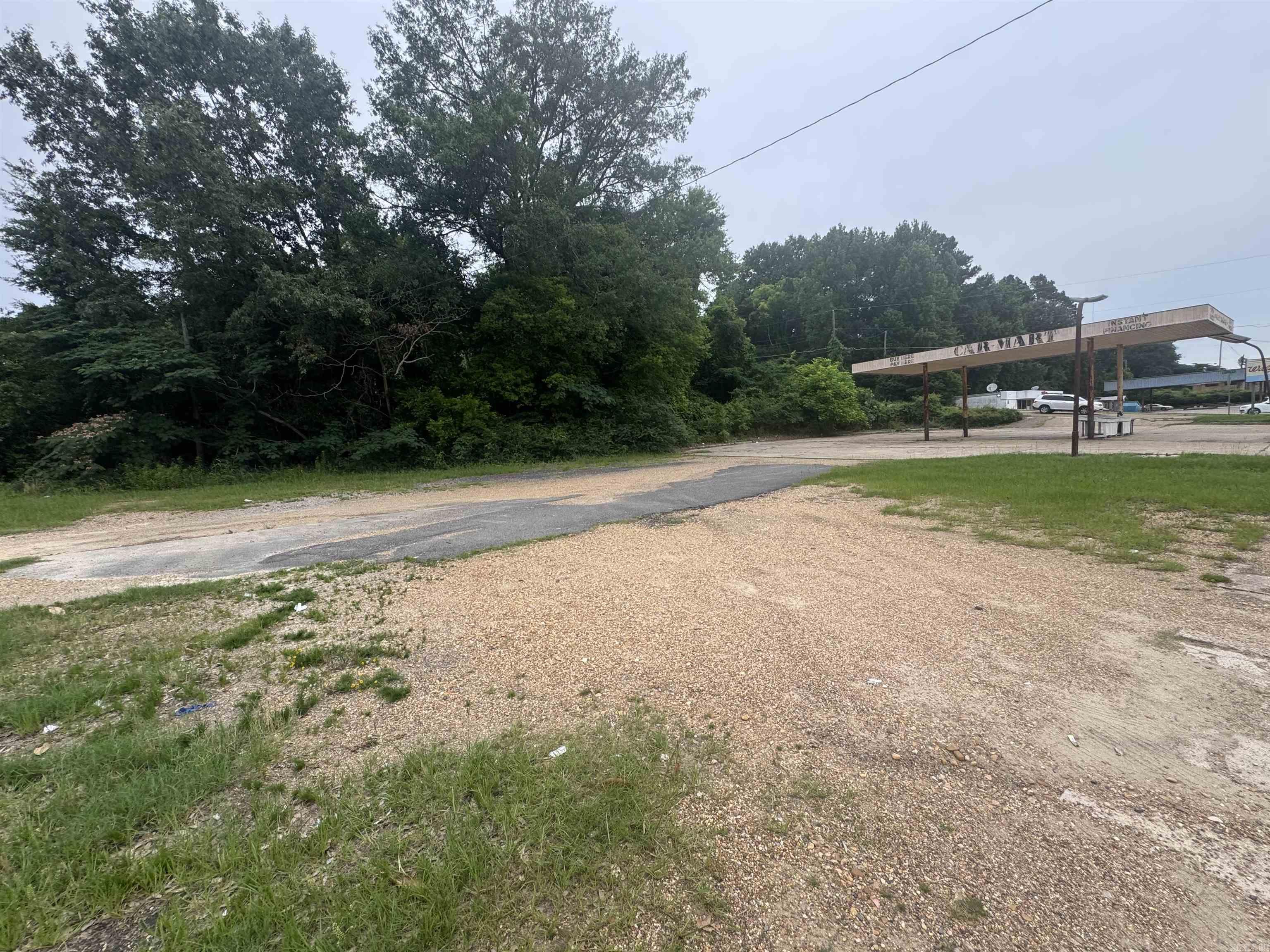 Looking to build your perfect business on a main street in Camden! This is it, two side entrances off of the side roads Willow and Magnolia and two large entrances off California ave.