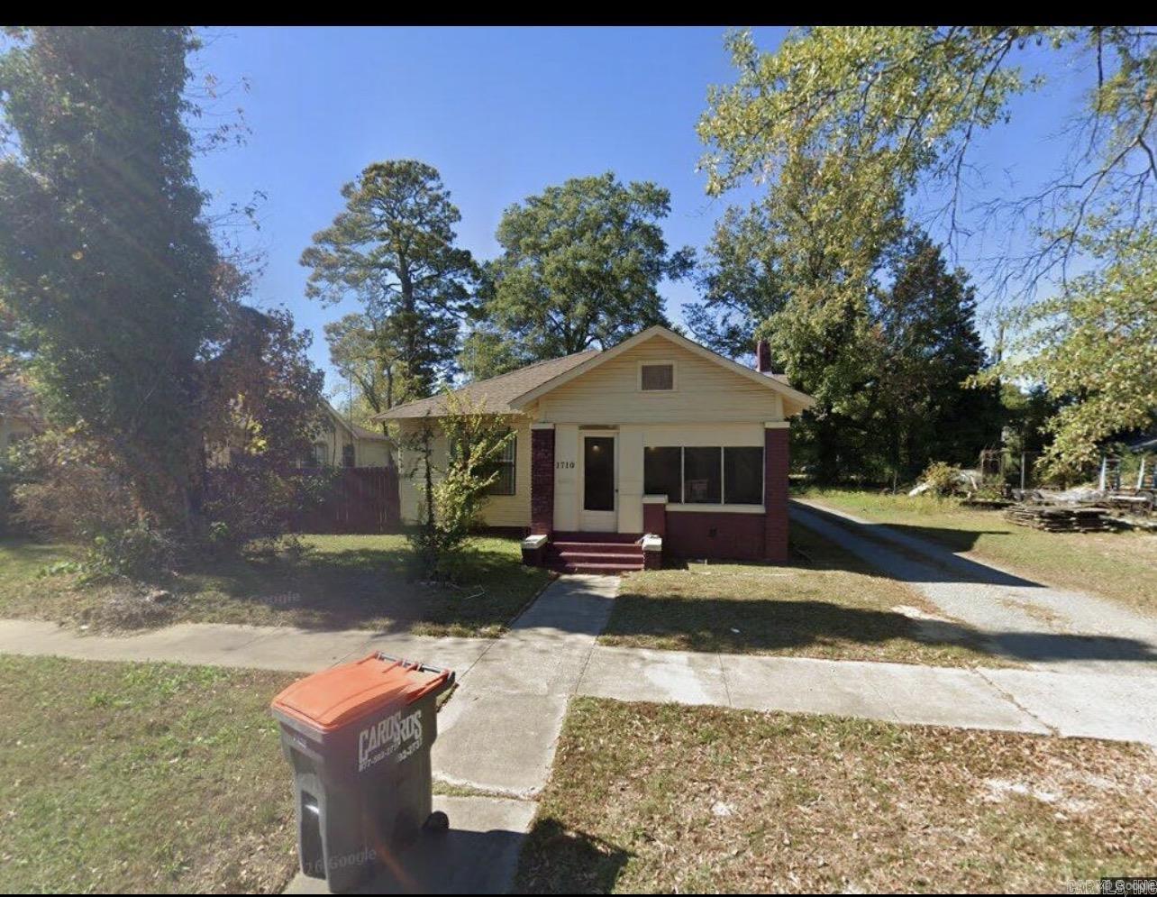 3 Bed 2 bath home is now available.