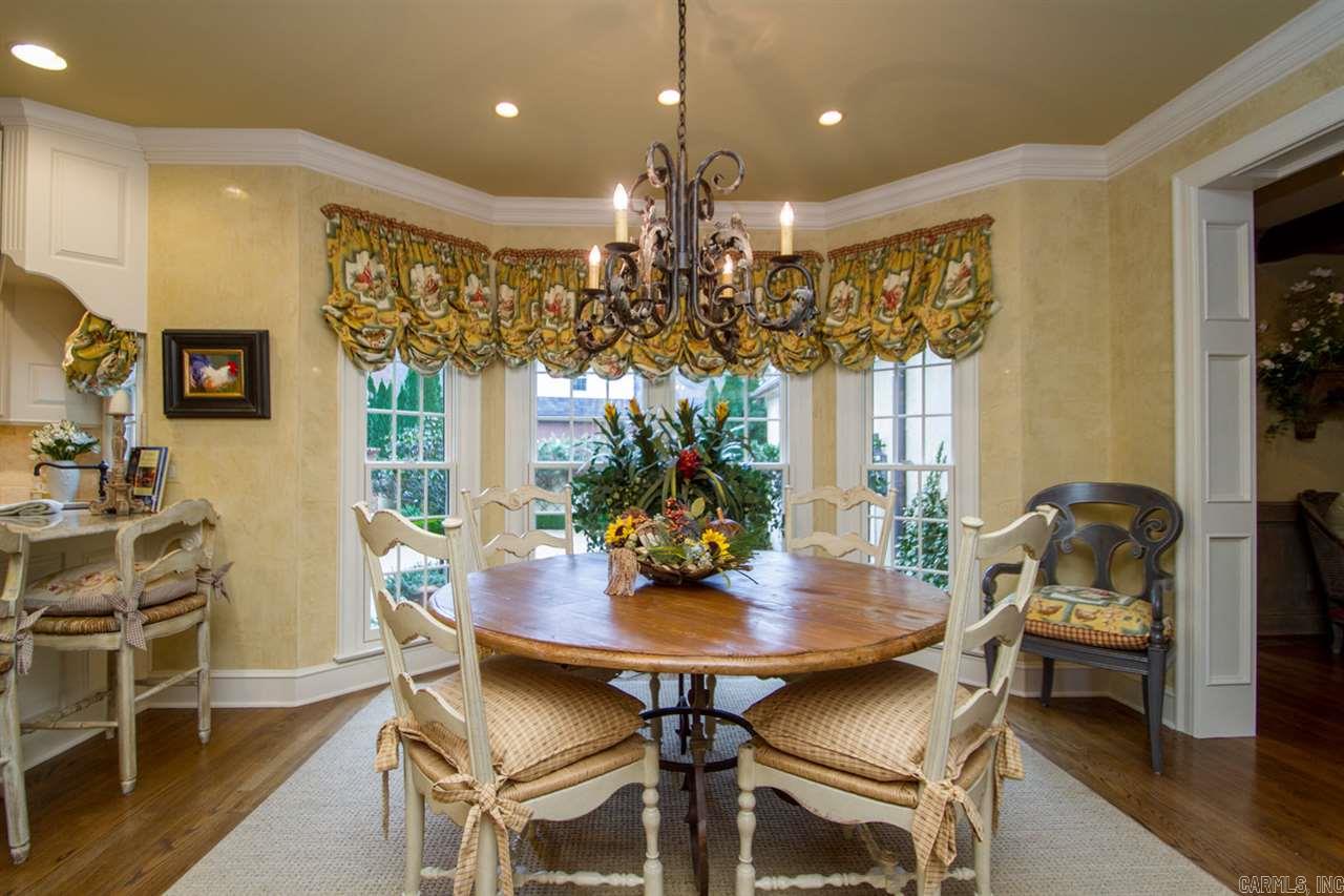 CHENAL VALLEY CHENAL CIRCLE - Residential