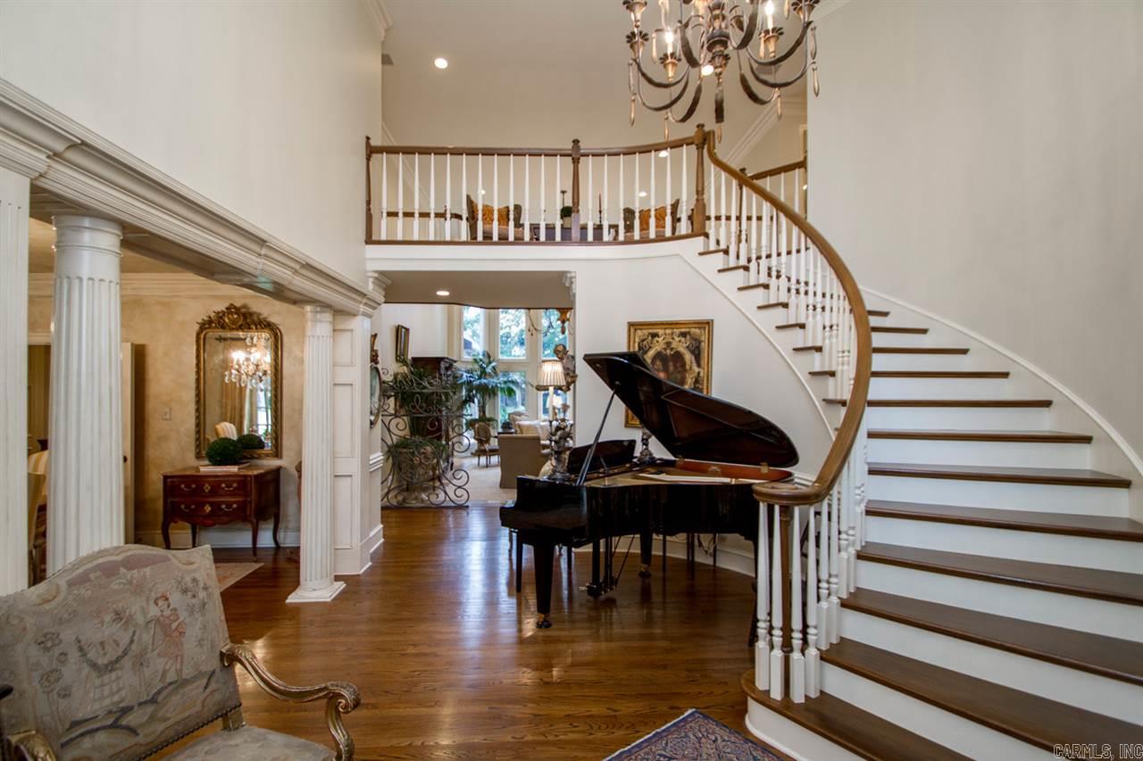CHENAL VALLEY CHENAL CIRCLE - Residential