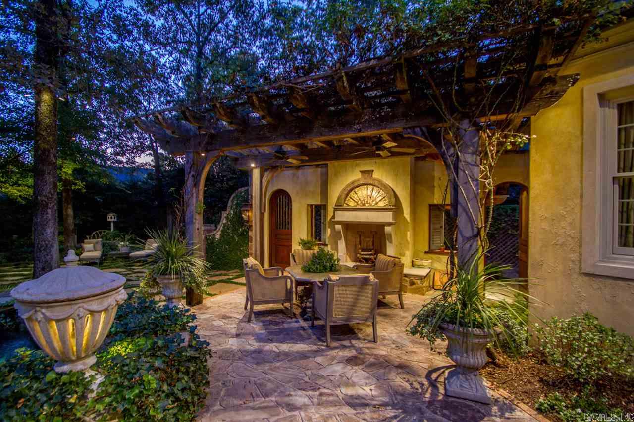 CHENAL VALLEY CHENAL CIRCLE - Residential