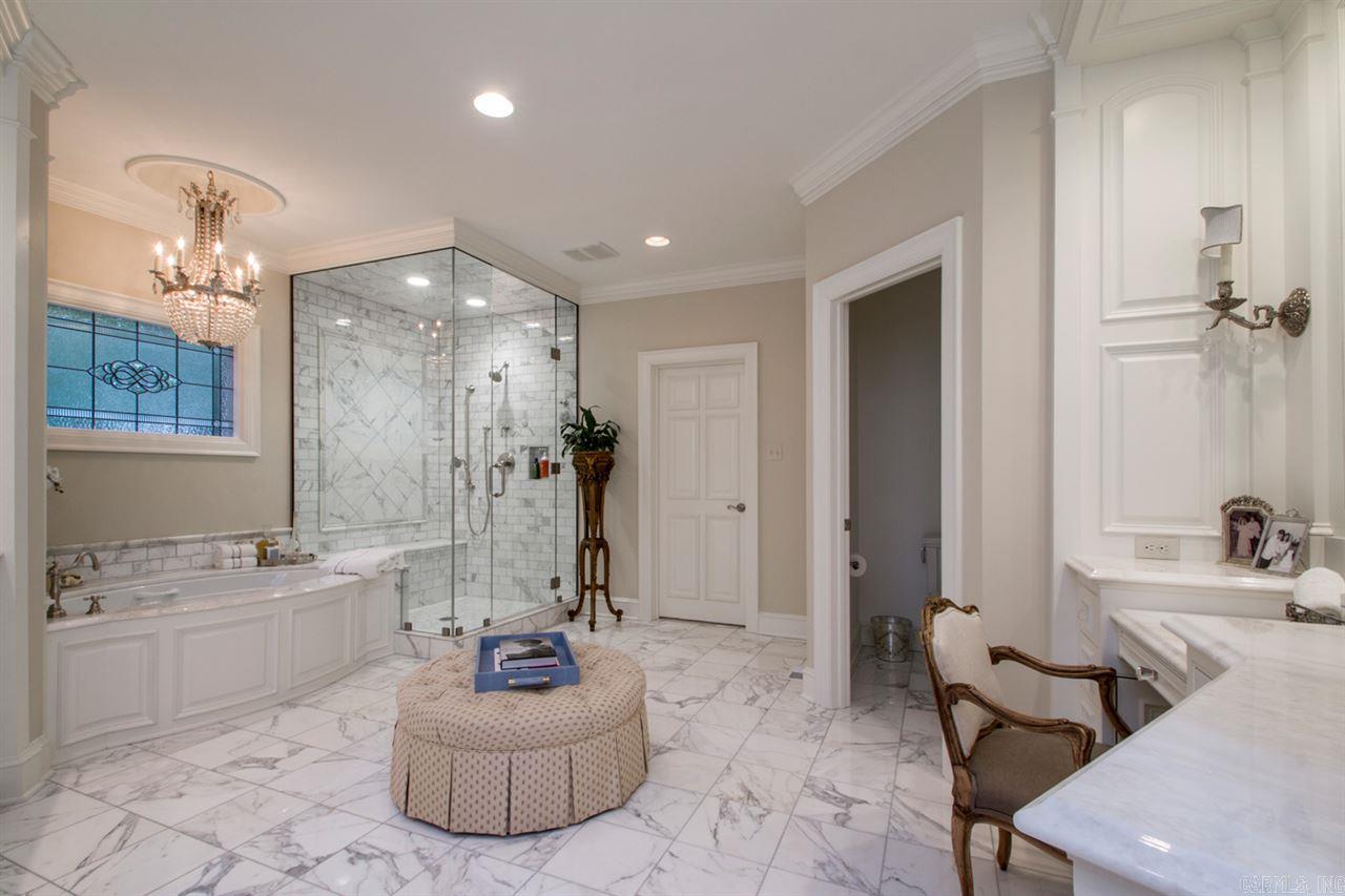 CHENAL VALLEY CHENAL CIRCLE - Residential