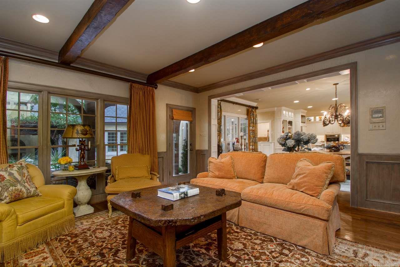 CHENAL VALLEY CHENAL CIRCLE - Residential