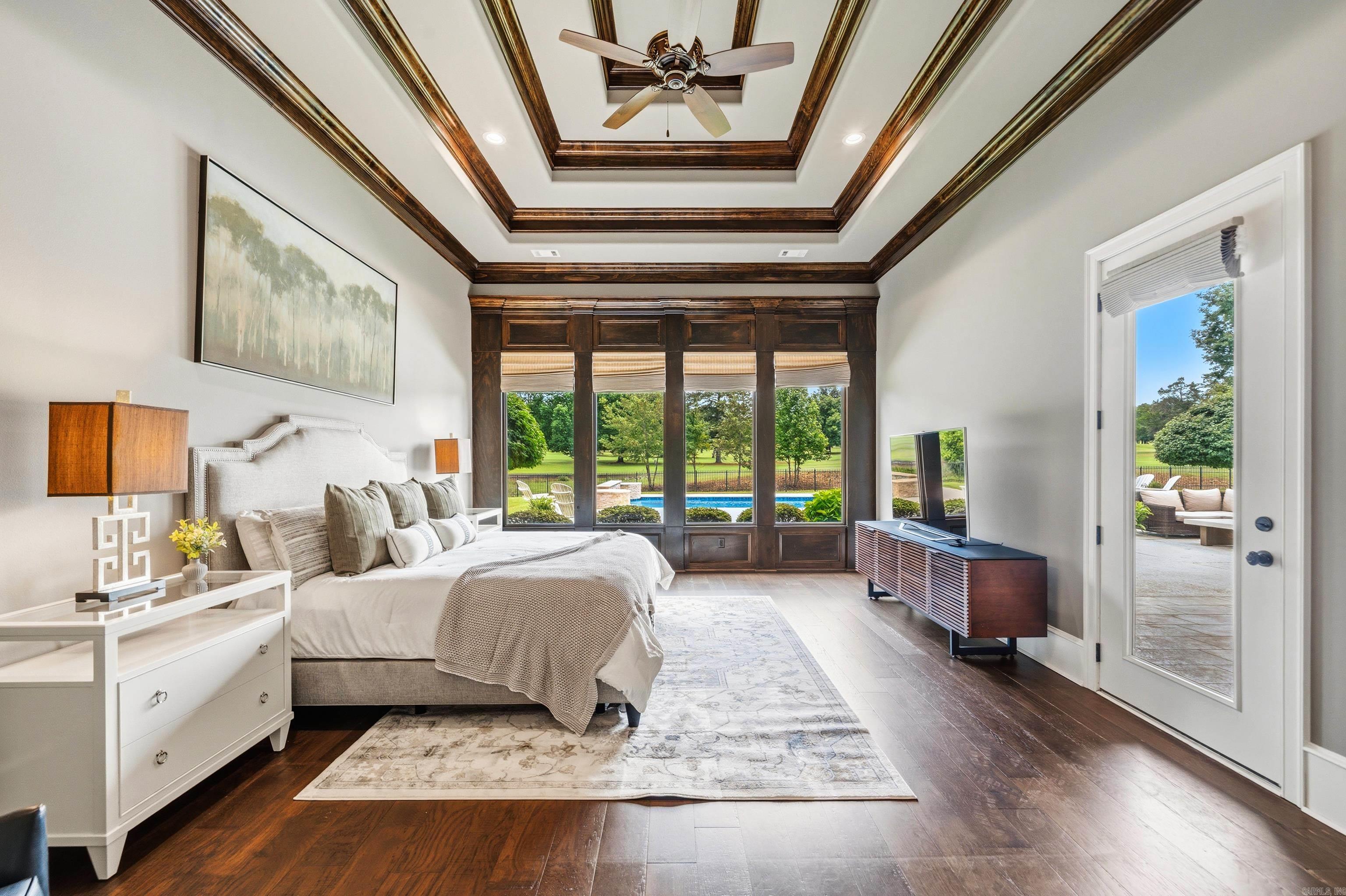 ARLINGTON PARK - Residential