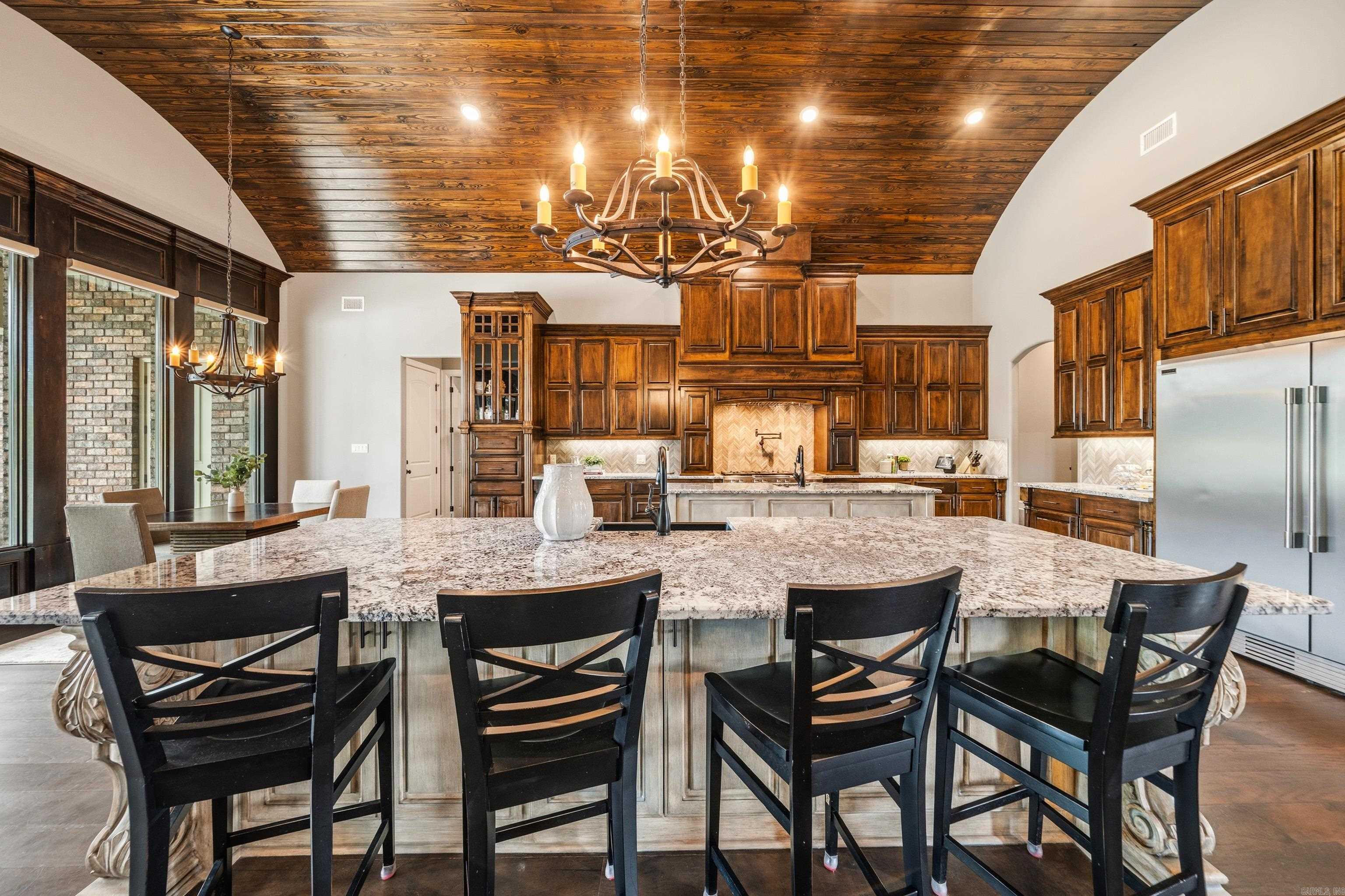 ARLINGTON PARK - Residential
