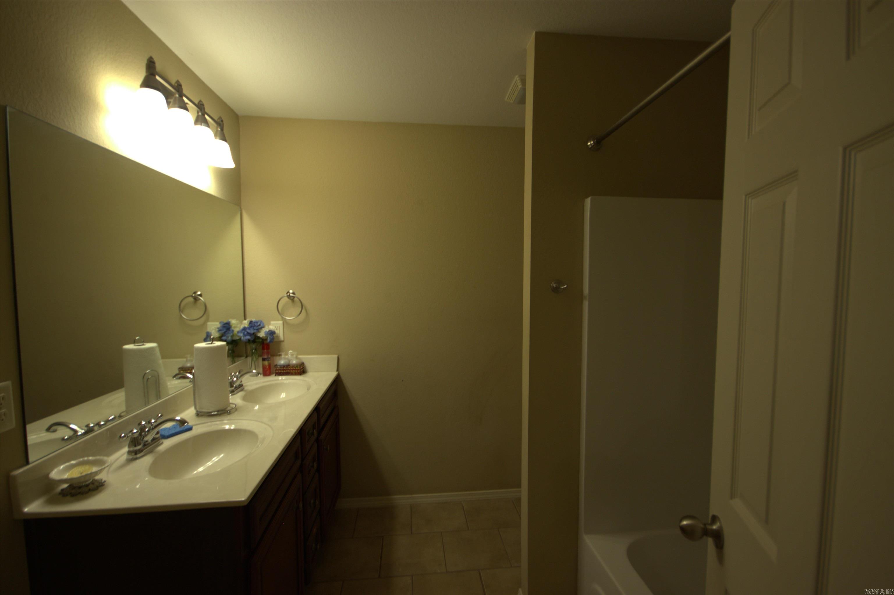 FAULKNER CROSSING - Residential