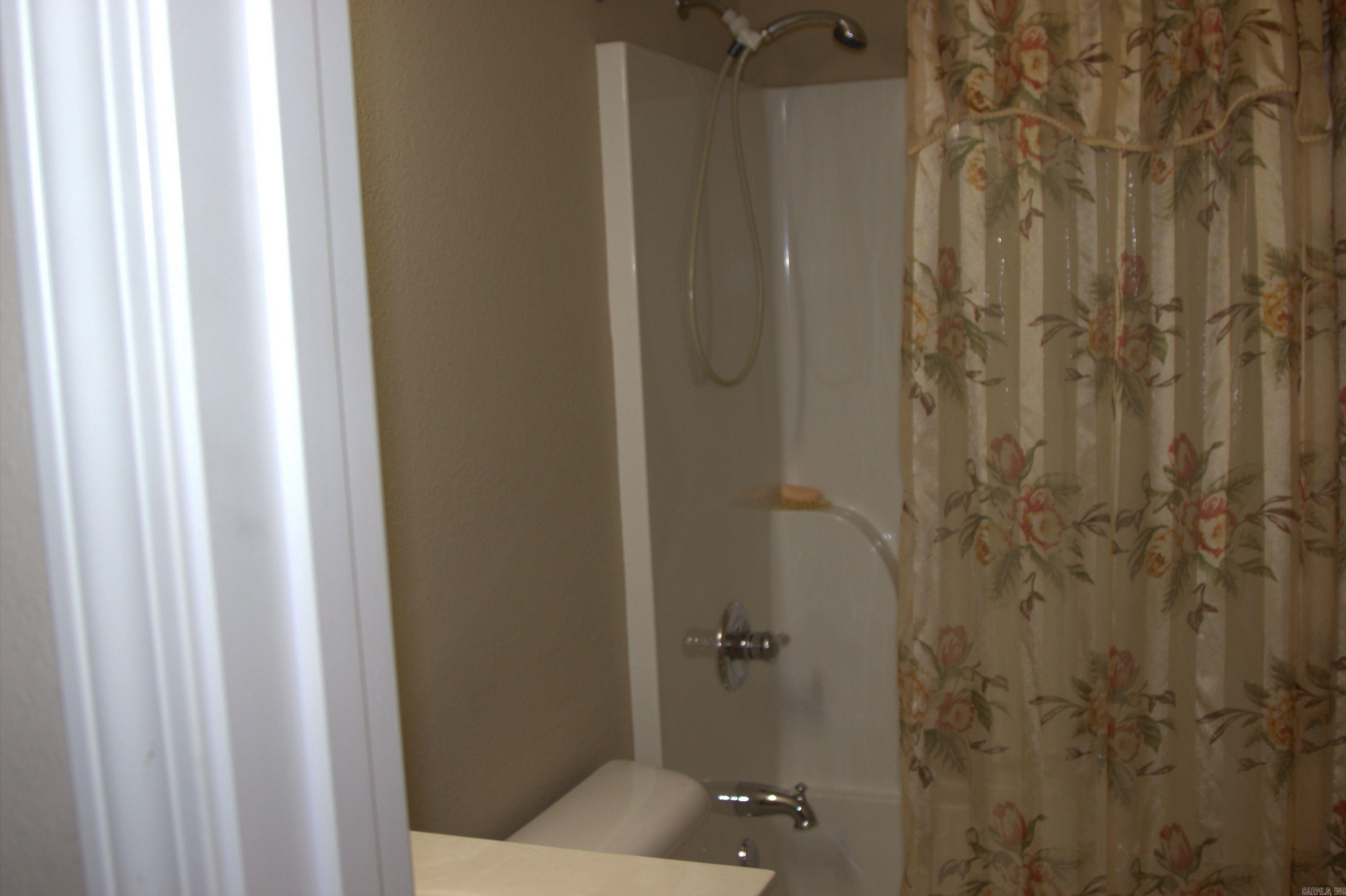 FAULKNER CROSSING - Residential