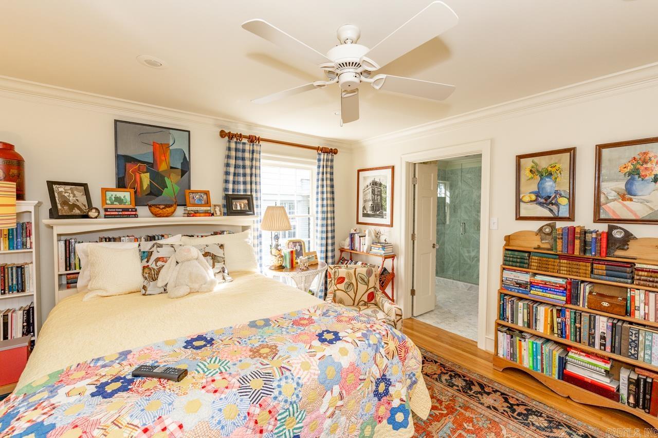 COUNTRY CLUB HGTS - Residential
