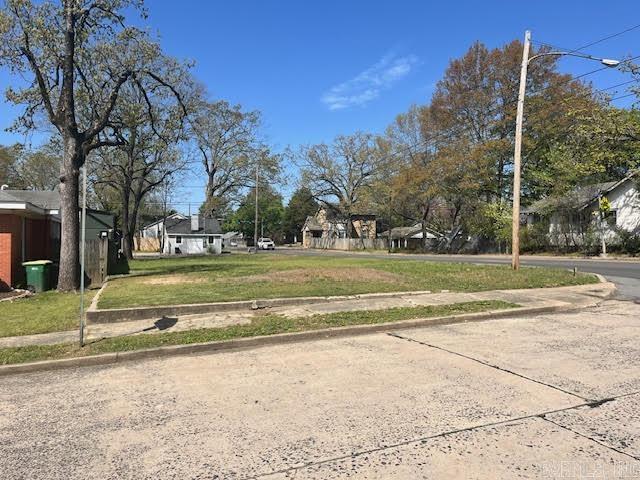 Englewood - Land