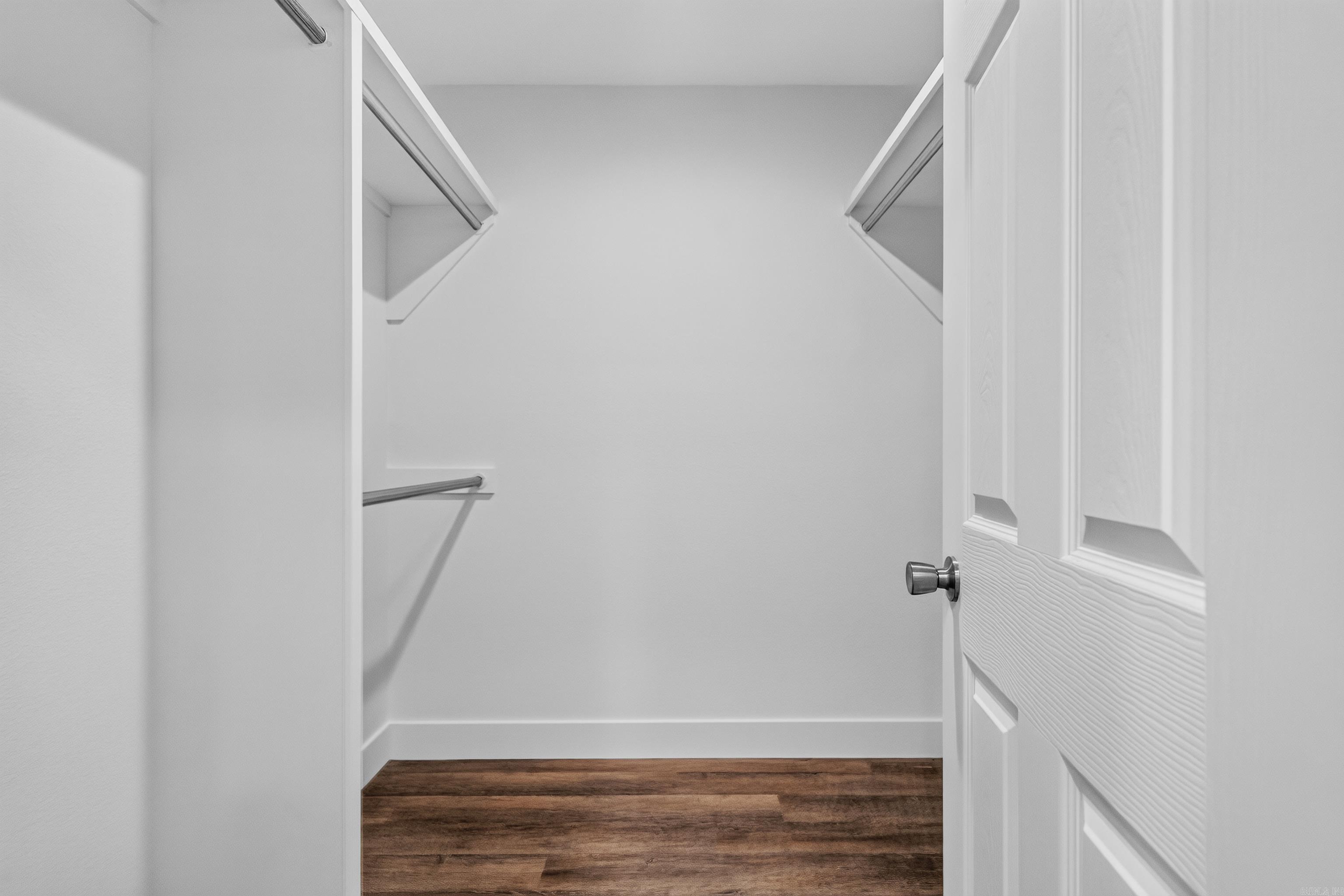 COLUMBIA HILLS - Residential