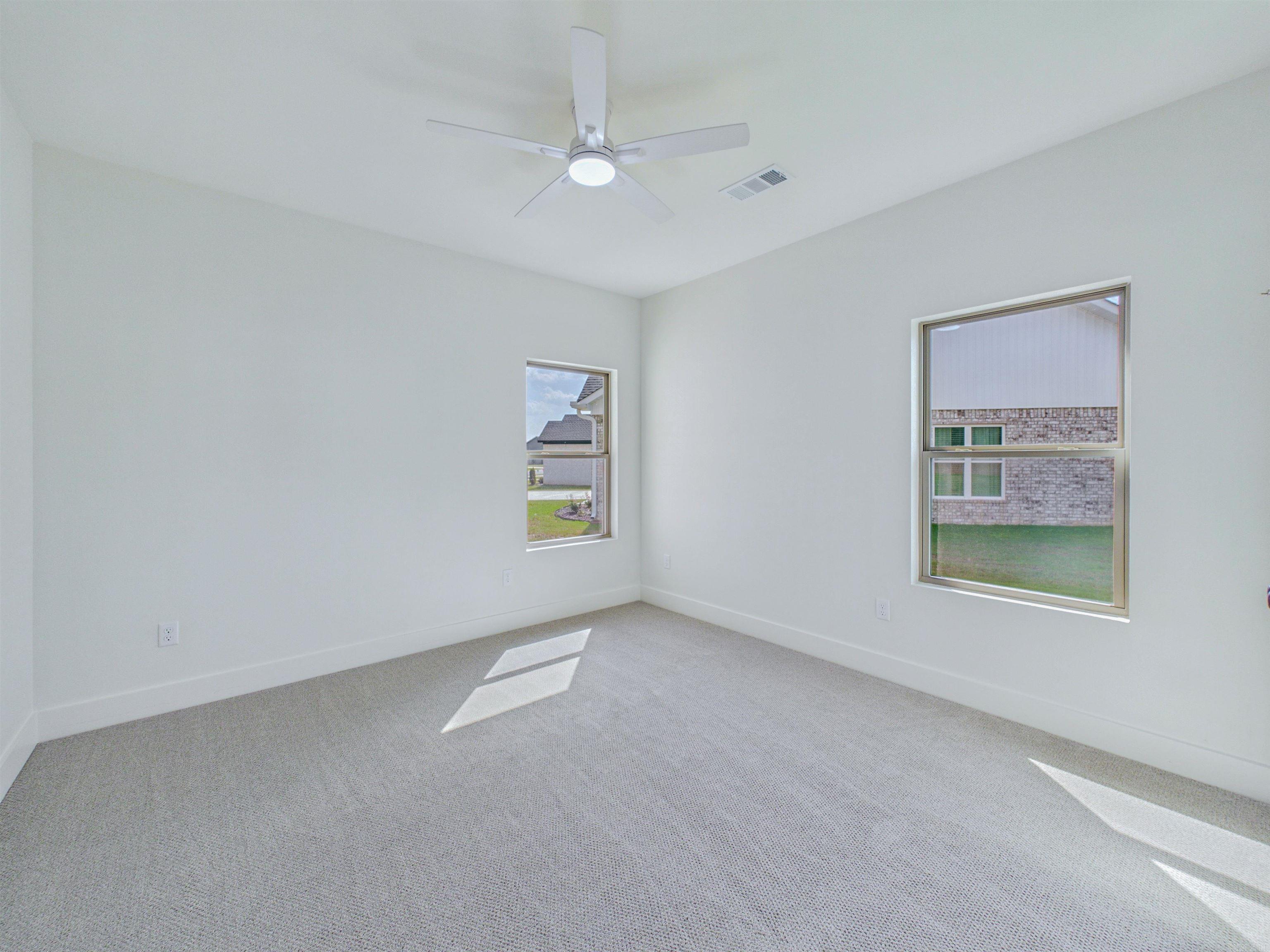 EAST MEADOW - Residential