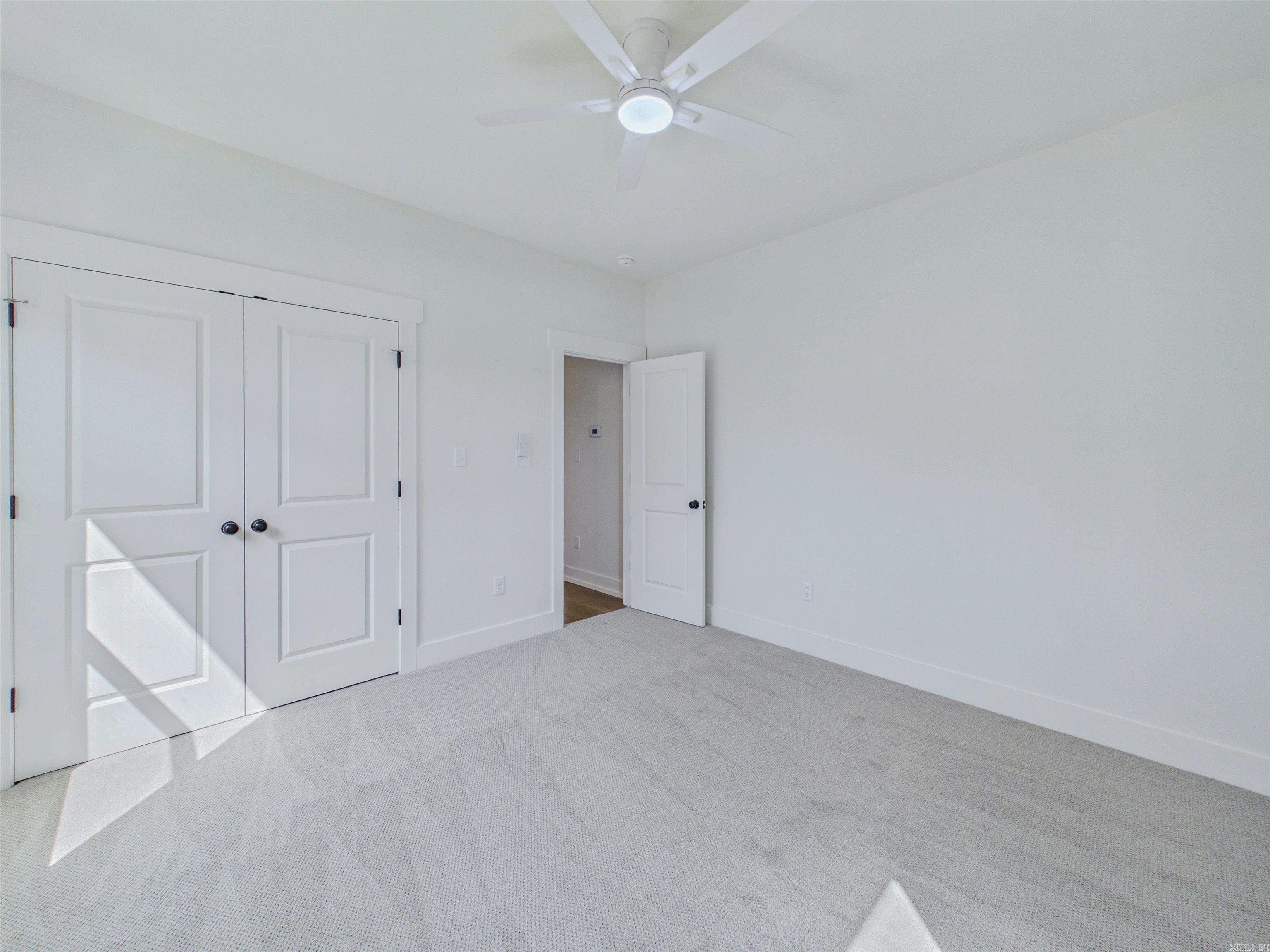EAST MEADOW - Residential