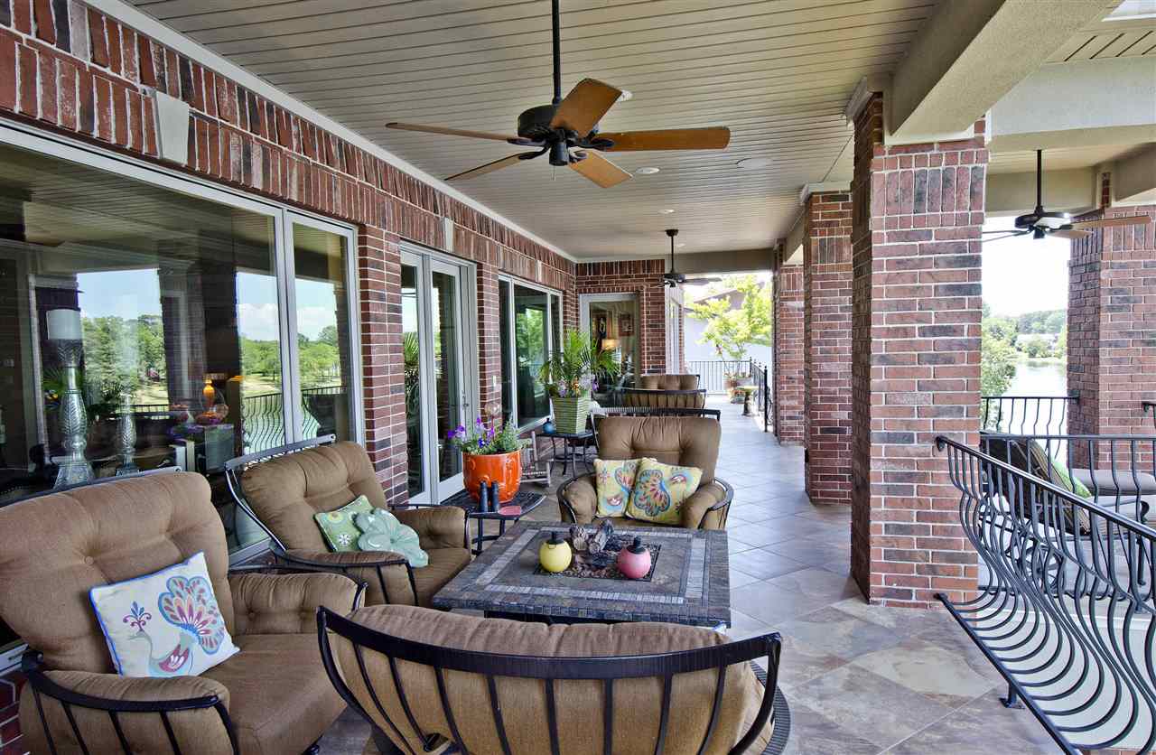 Point on Wilson Point - Residential