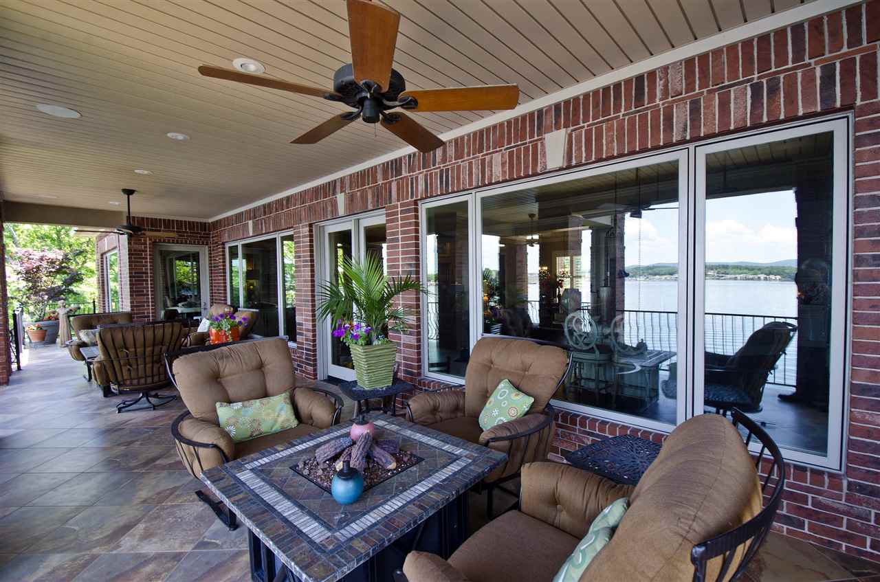 Point on Wilson Point - Residential