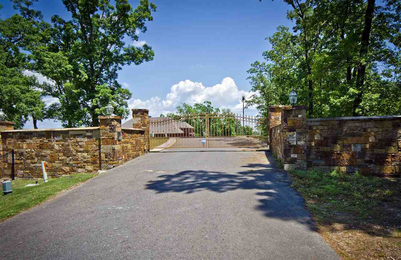 Point on Wilson Point - Residential