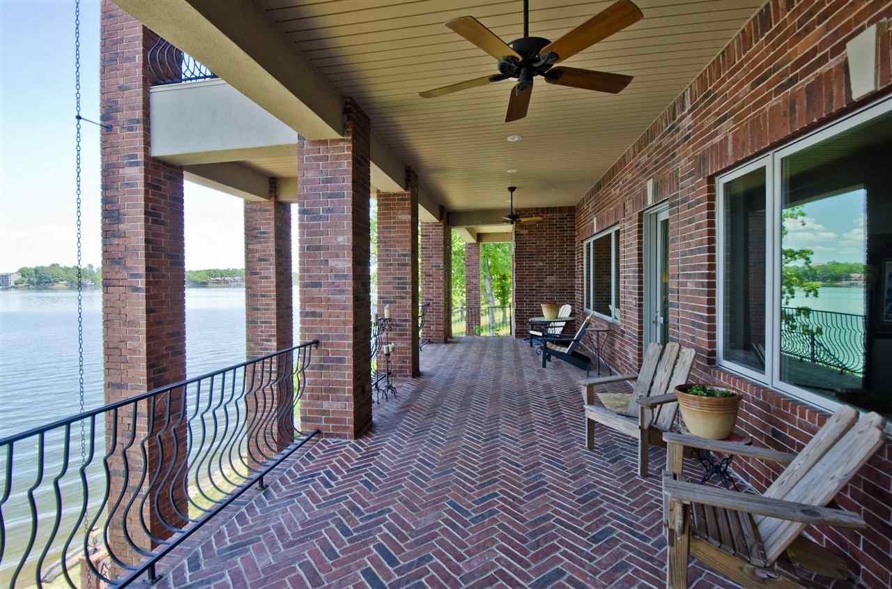 Point on Wilson Point - Residential