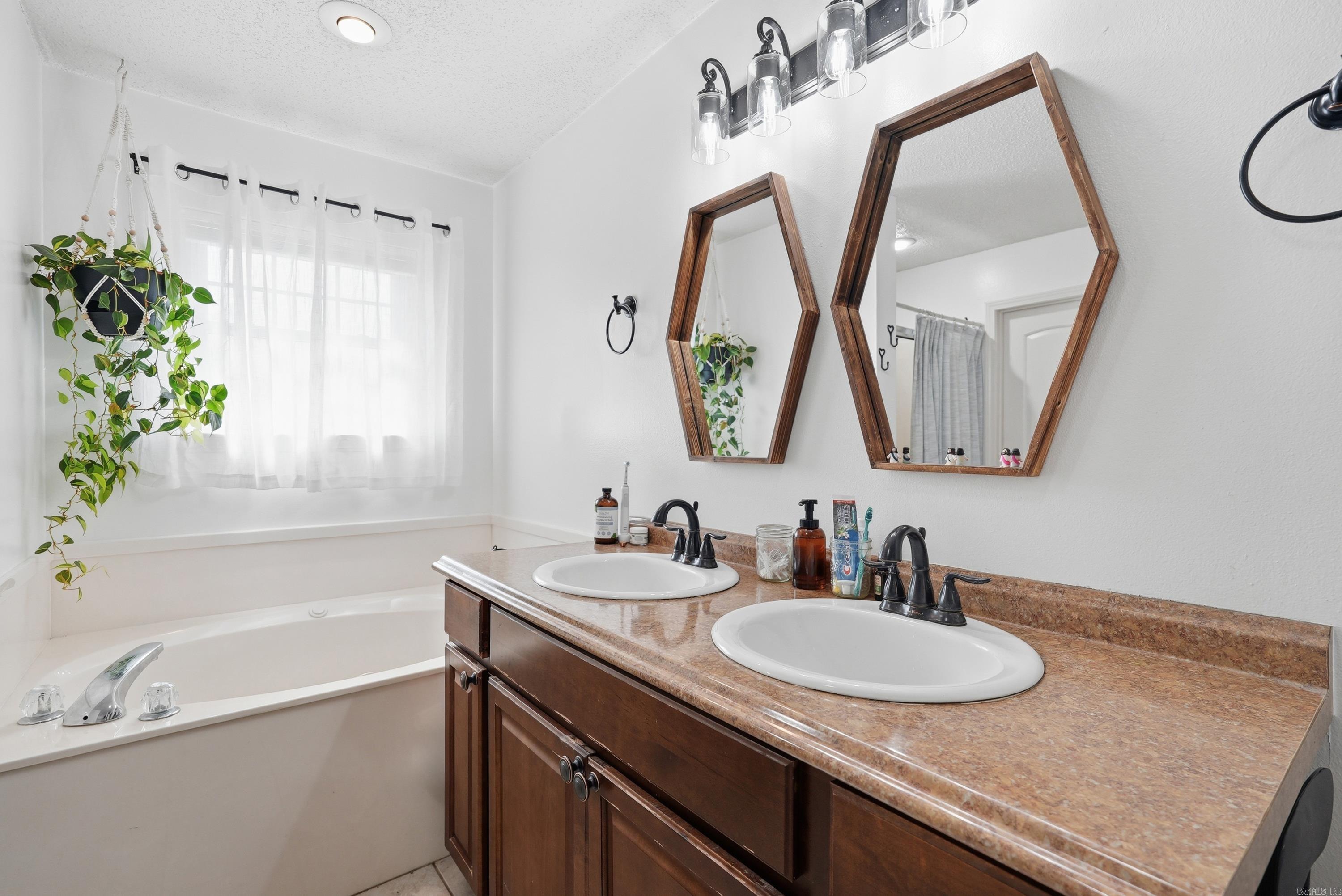 Quail Hollow - Residential