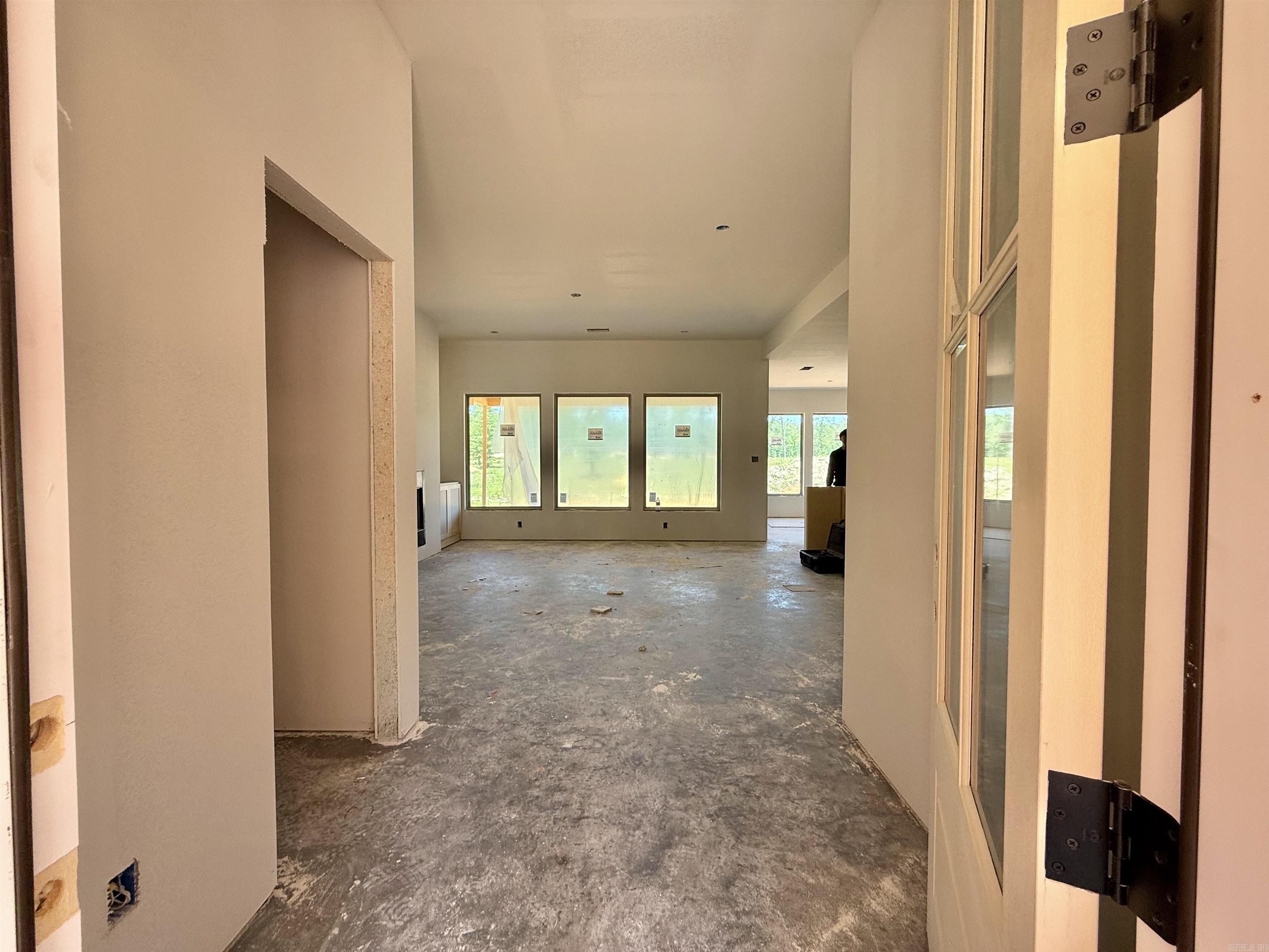 DETONTI PLACE PHASE I - Residential