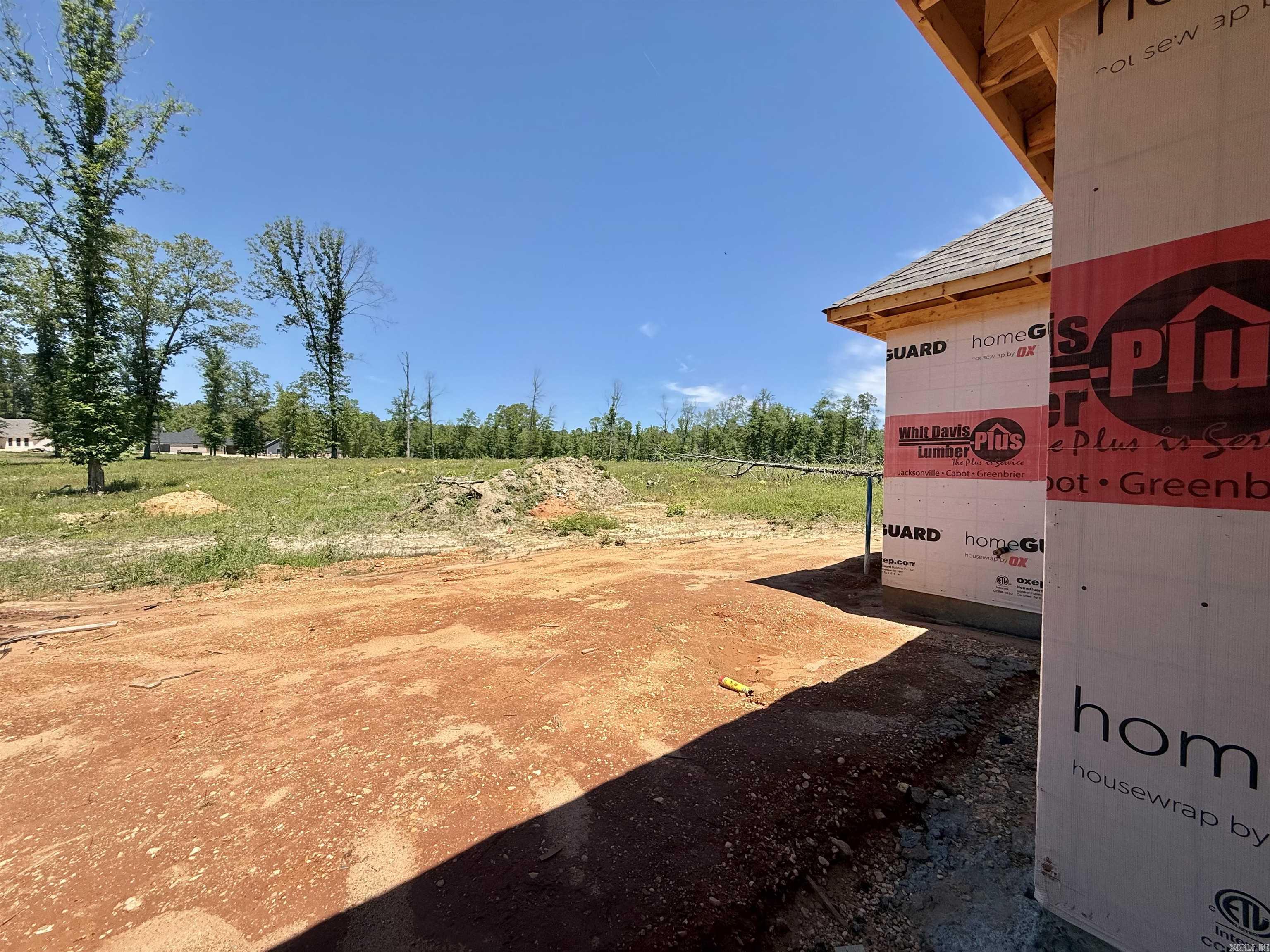 DETONTI PLACE PHASE I - Residential