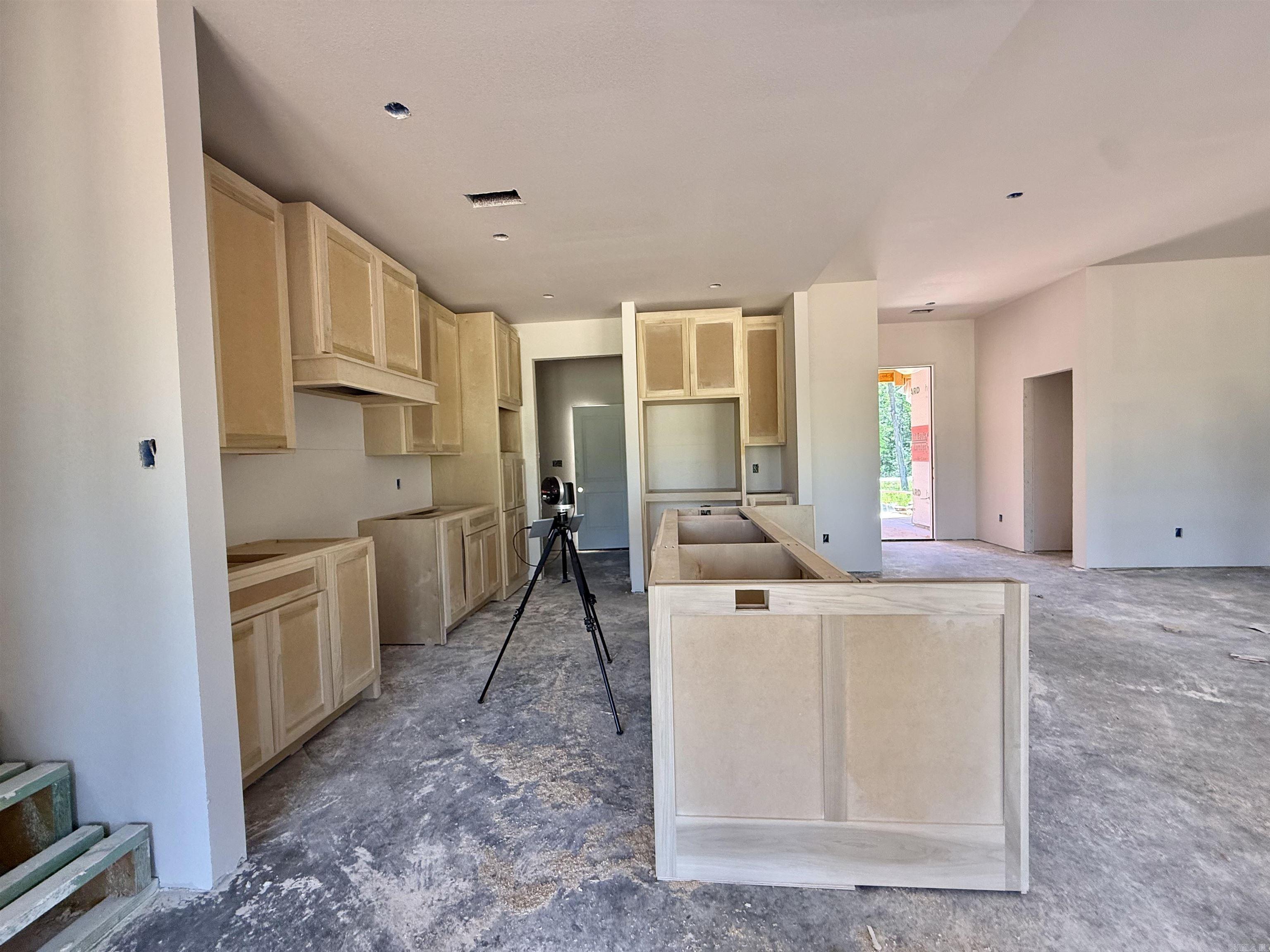 DETONTI PLACE PHASE I - Residential