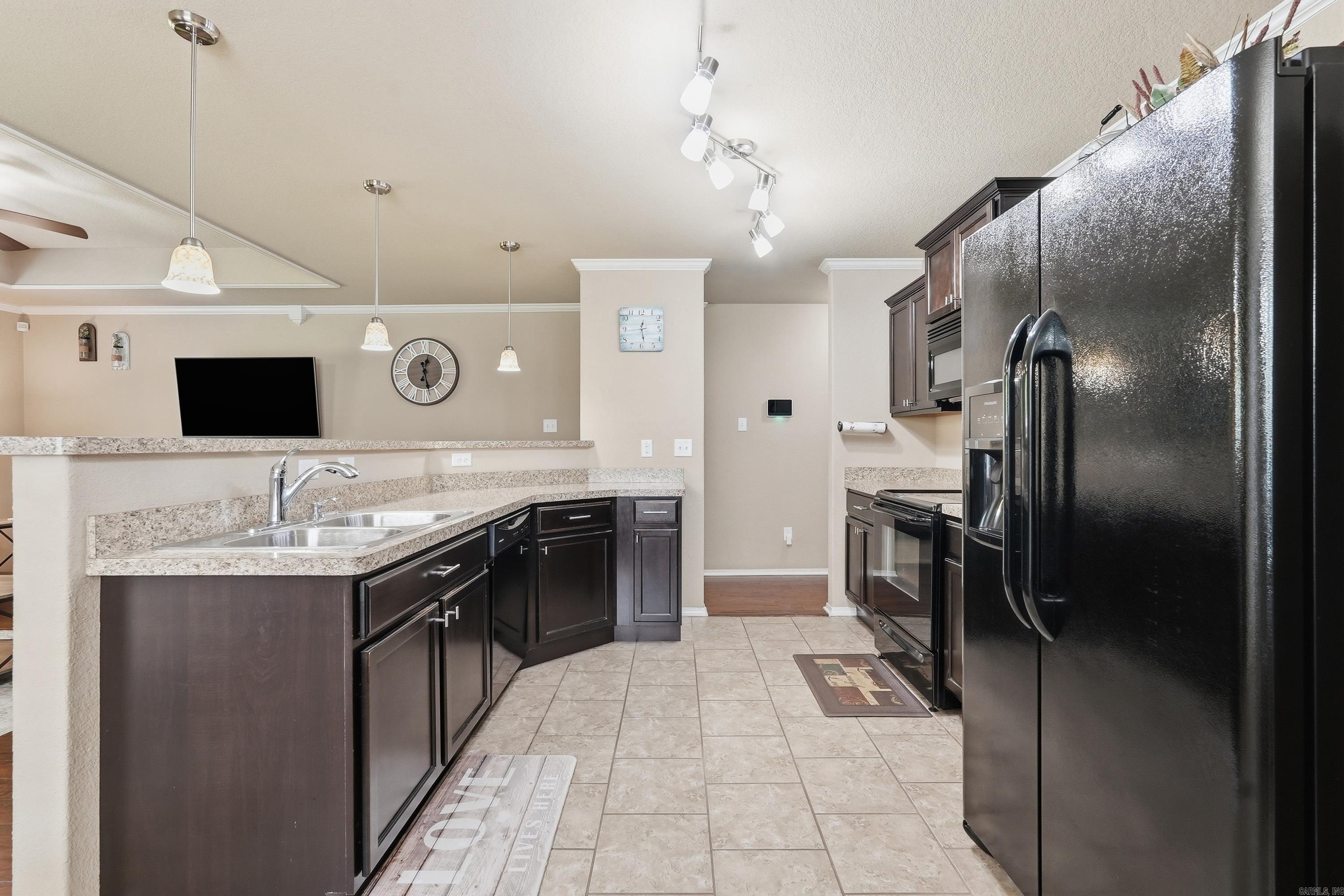 CHAPEL CREEK - Residential