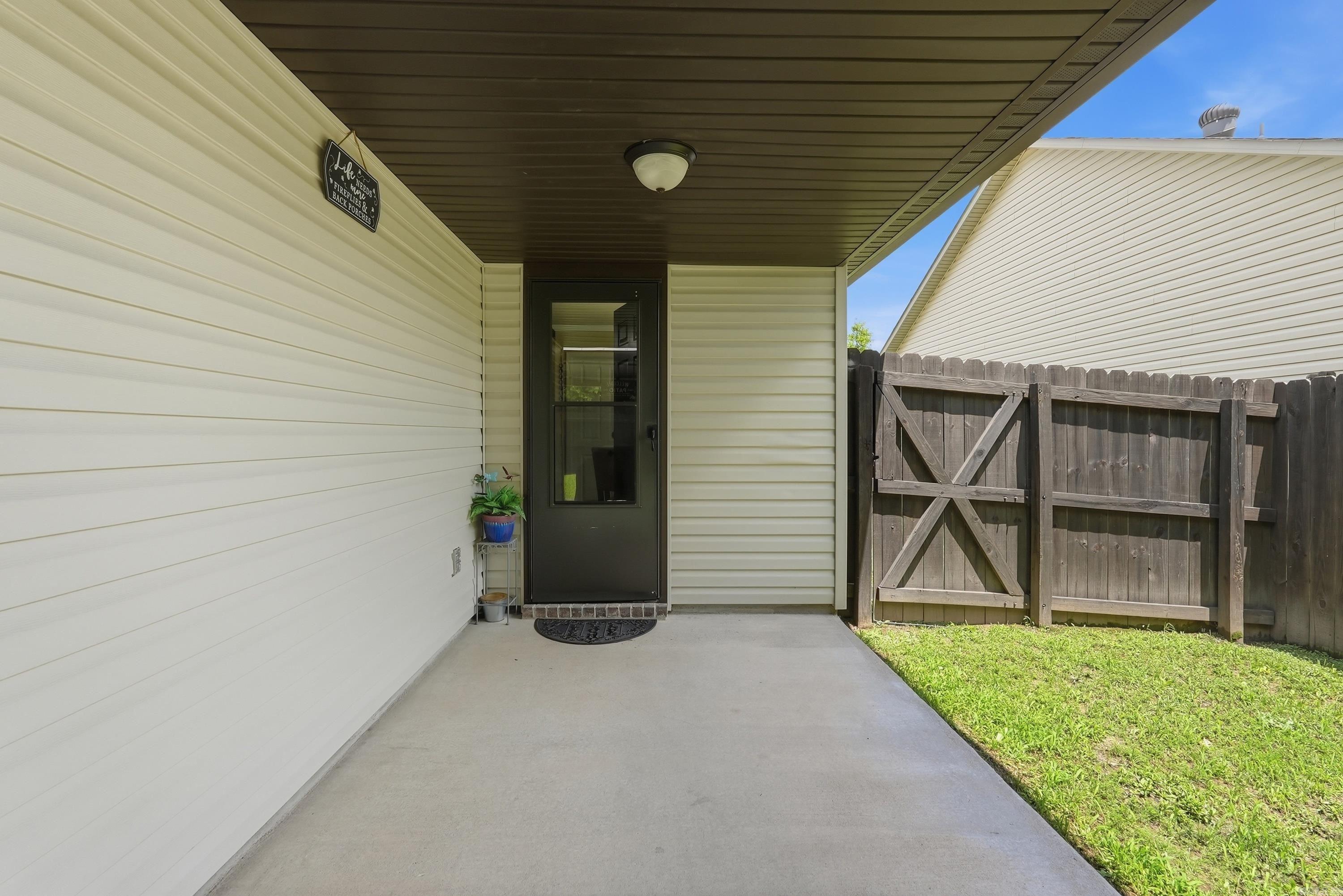 CHAPEL CREEK - Residential