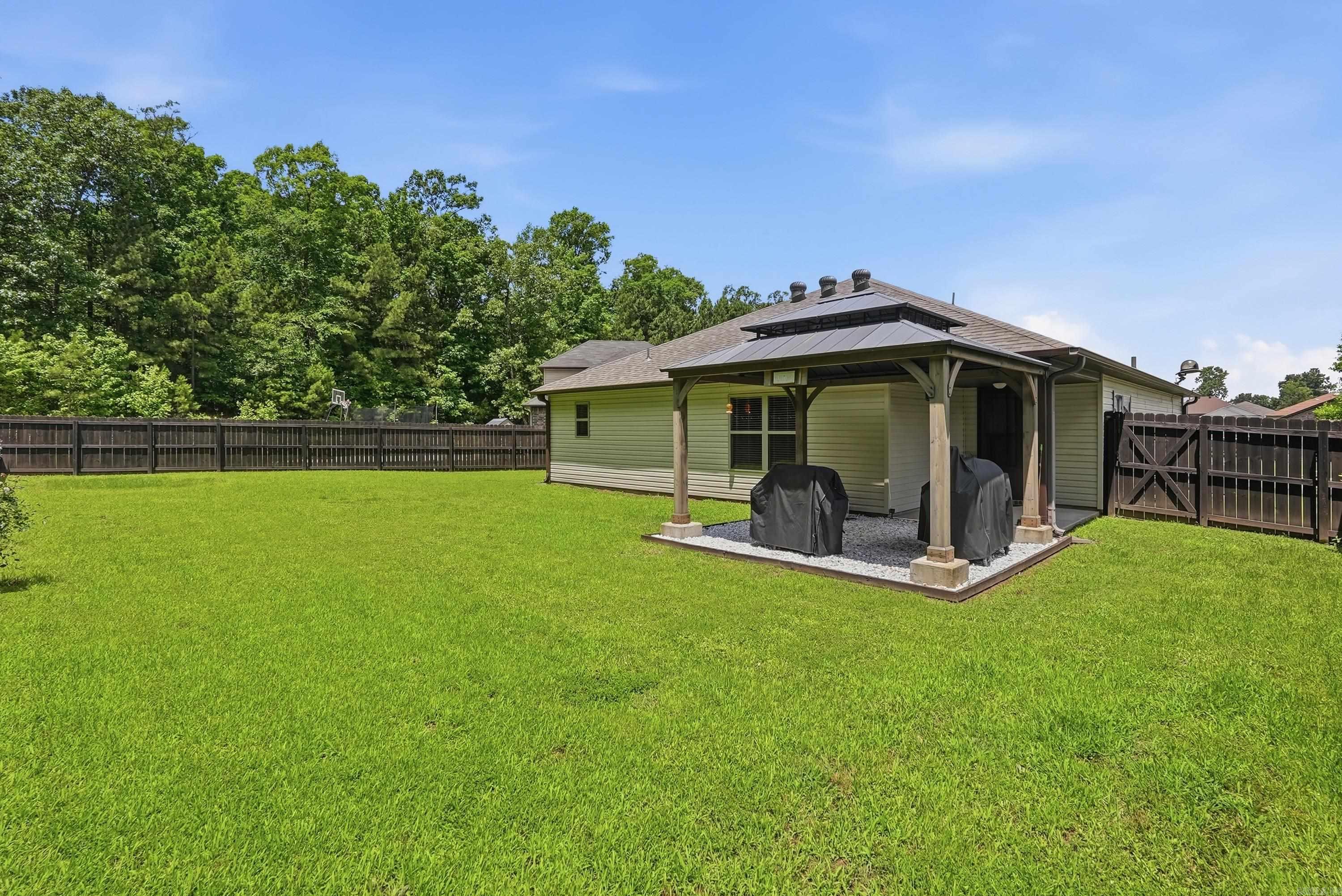 CHAPEL CREEK - Residential