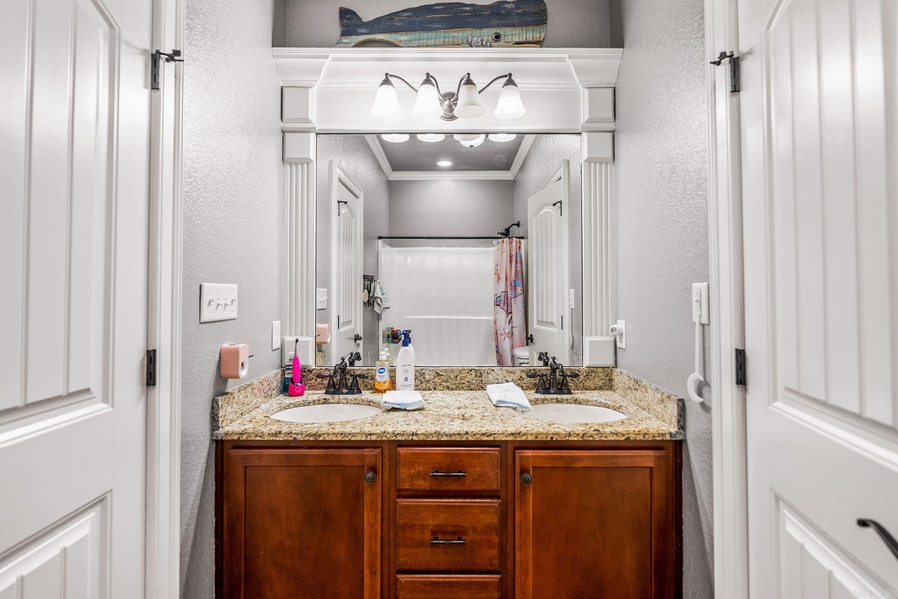 MOUNTAIN VALLEY ESTATES - Residential