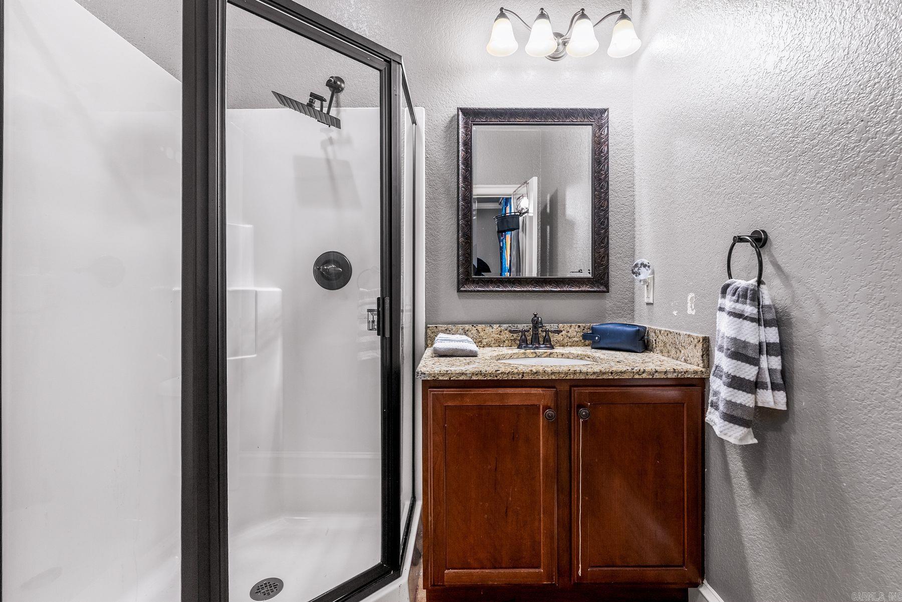 MOUNTAIN VALLEY ESTATES - Residential